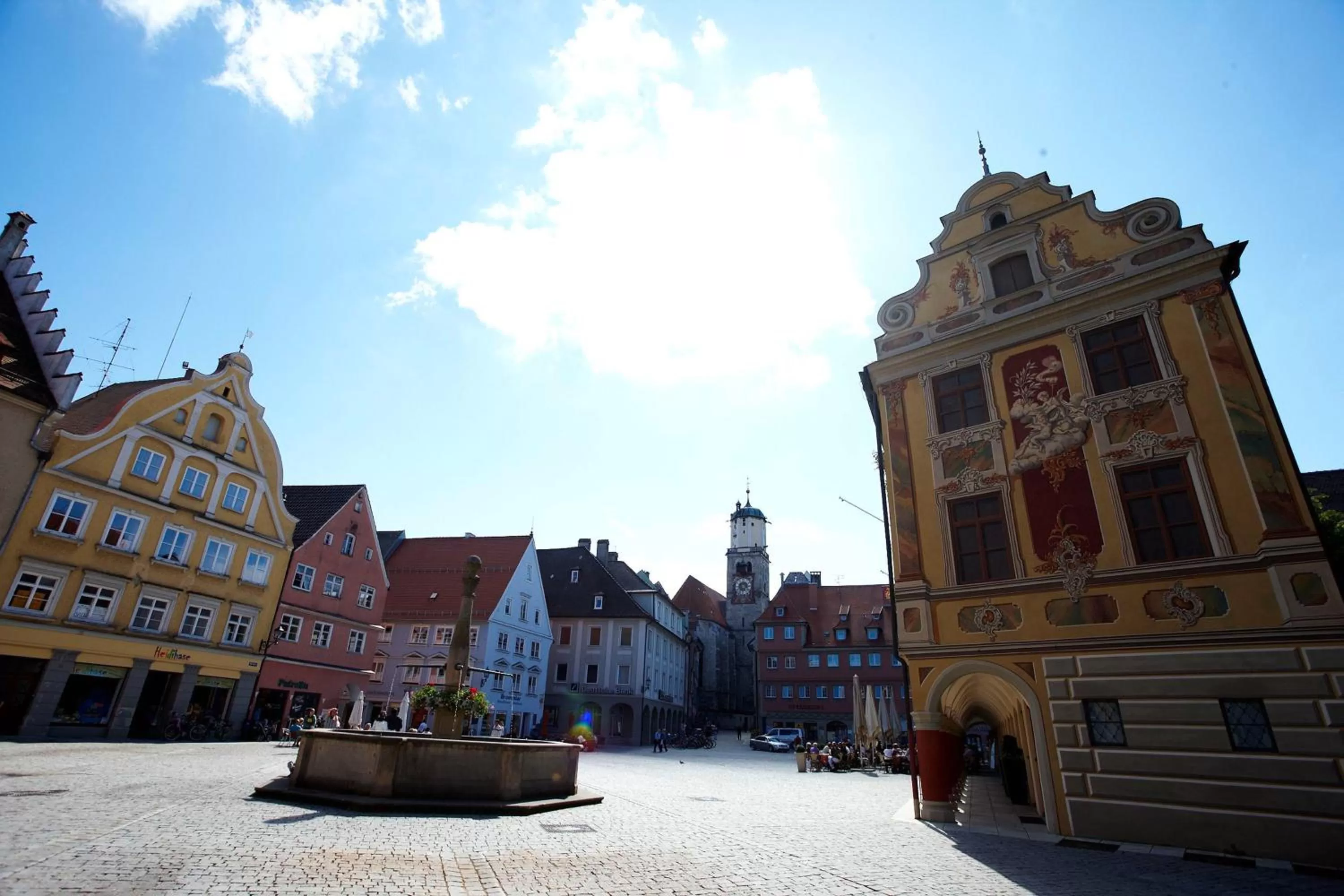 Day, Property Building in Hotel Falken