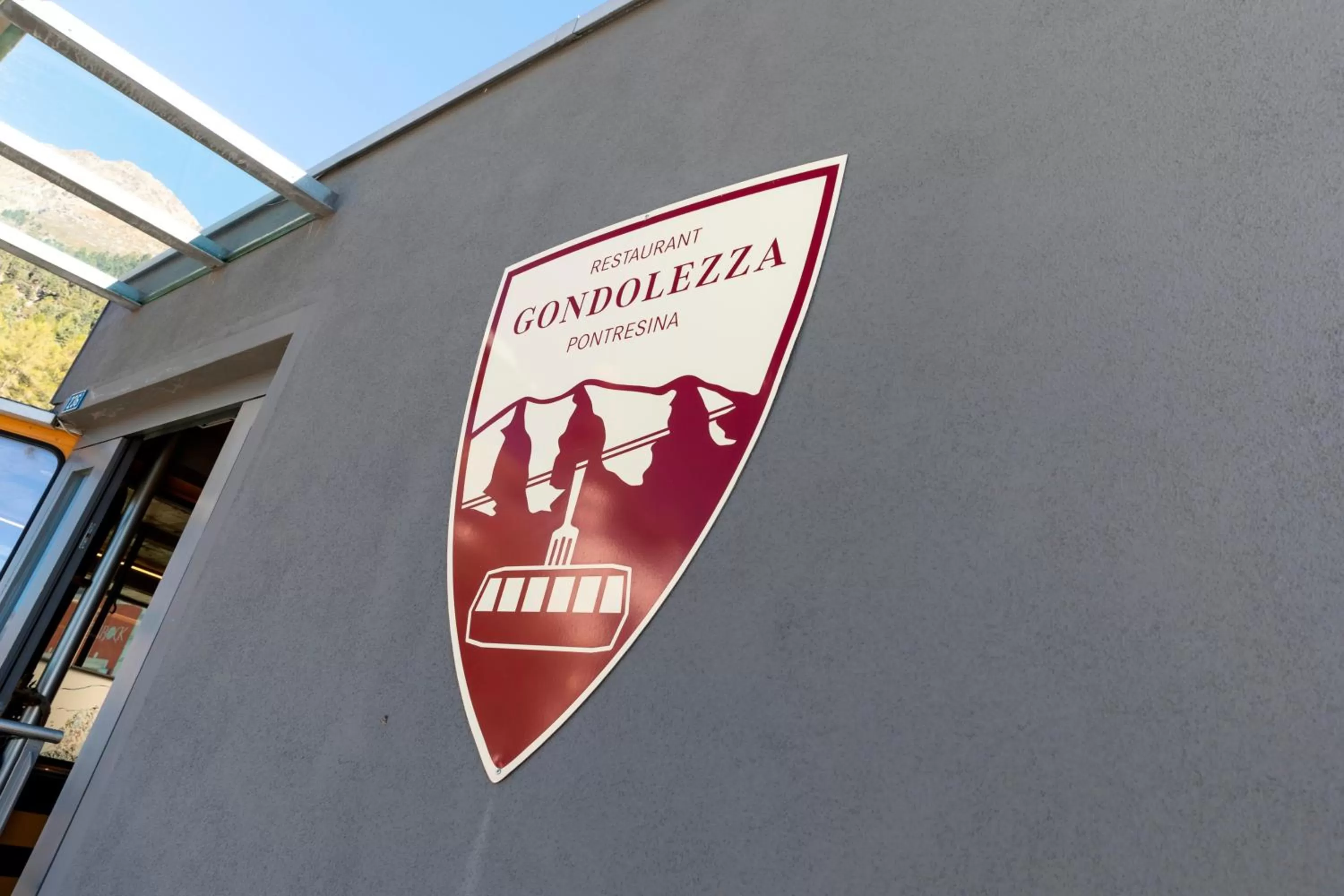 Property logo or sign in Hotel Steinbock Pontresina