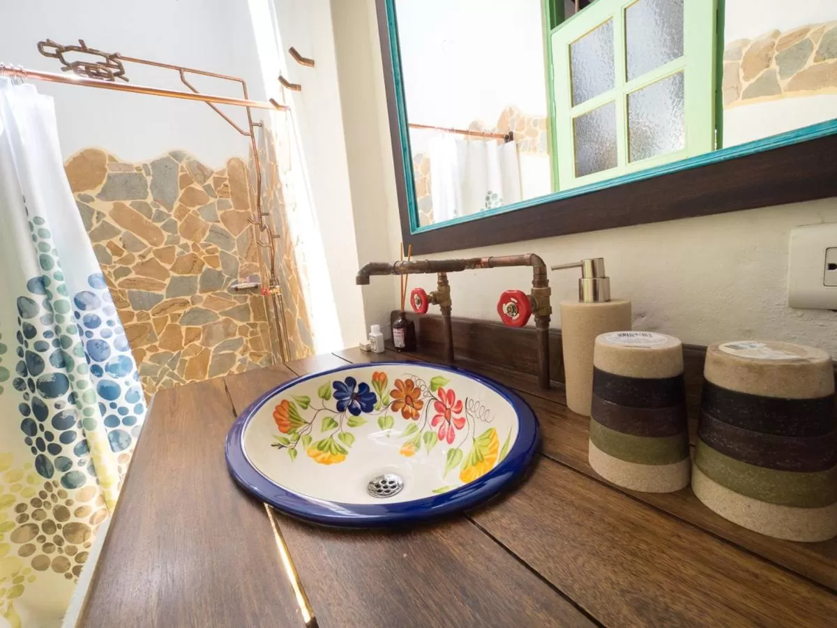 Bathroom in El Despertar Hotel