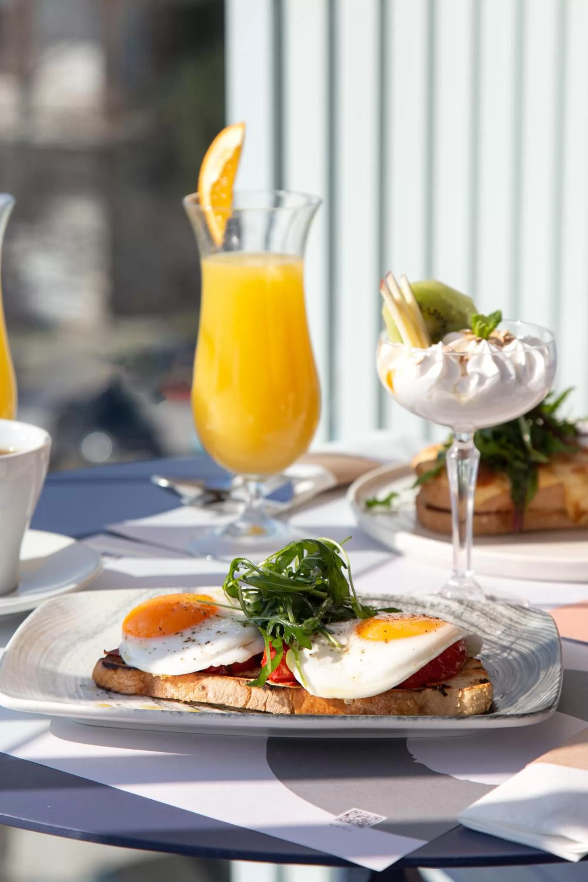 Food and drinks in 1910 Lifestyle Hotel