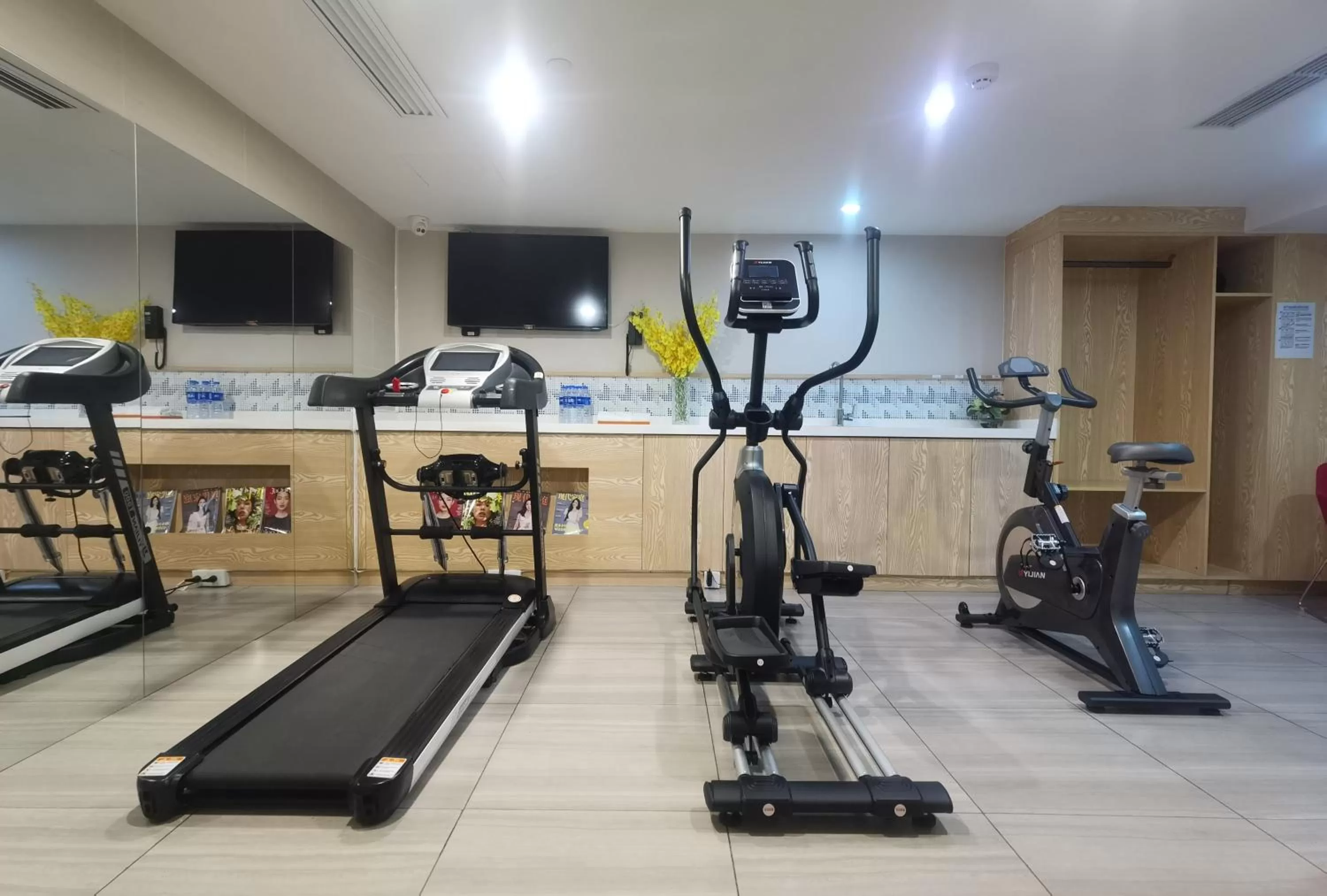 Fitness centre/facilities in Holiday Inn Express Shanghai Gubei by IHG