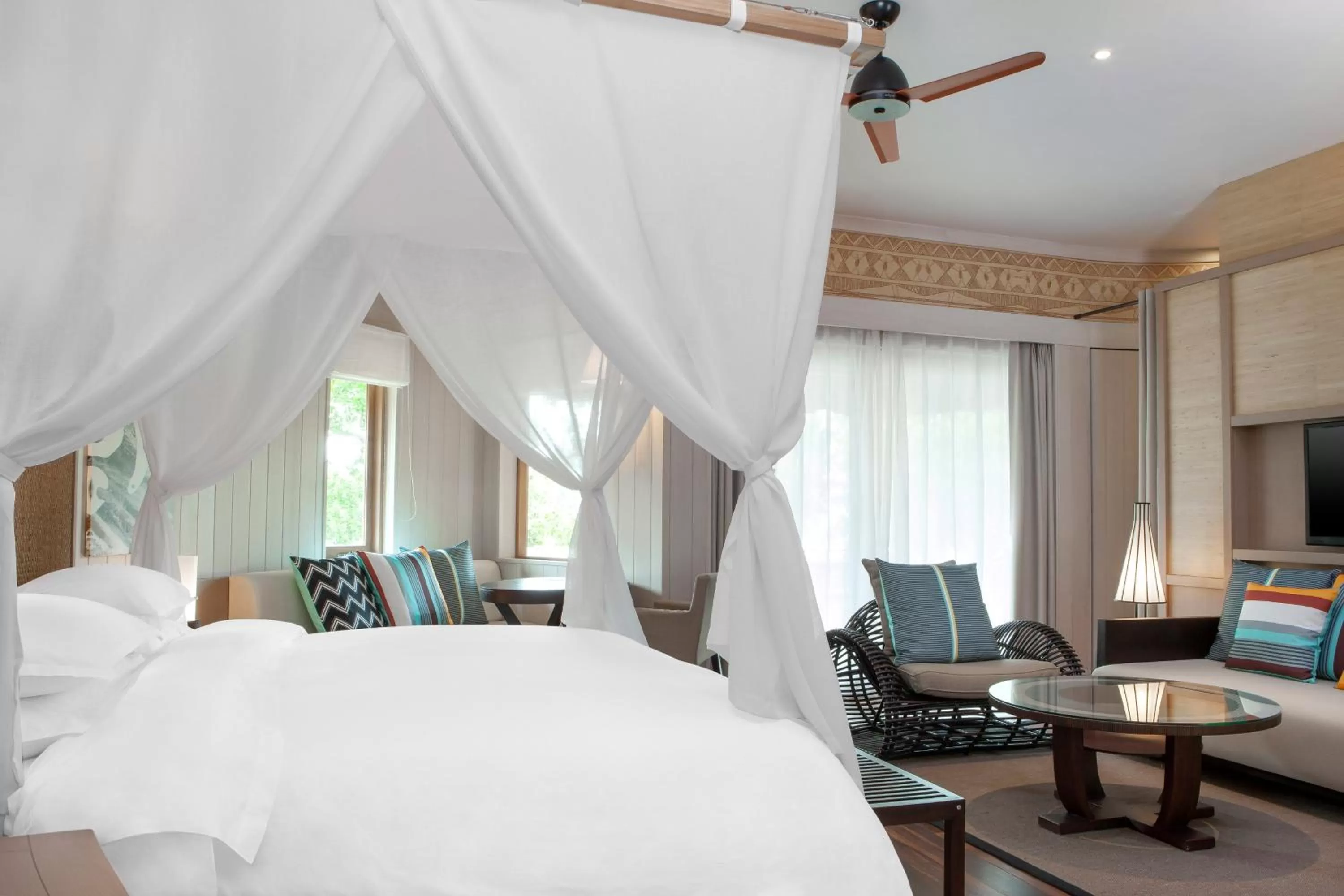 Beach, Bed in Sheraton New Caledonia Deva Spa & Golf Resort