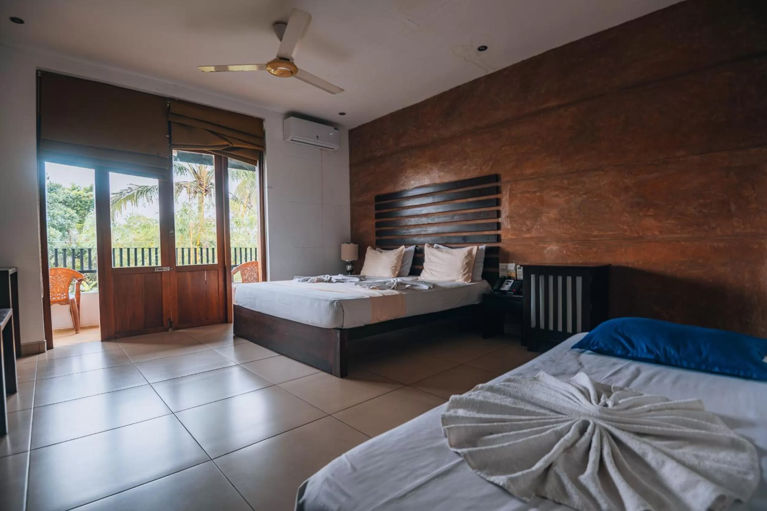 Photo of the whole room, Bed in Summerside Residence