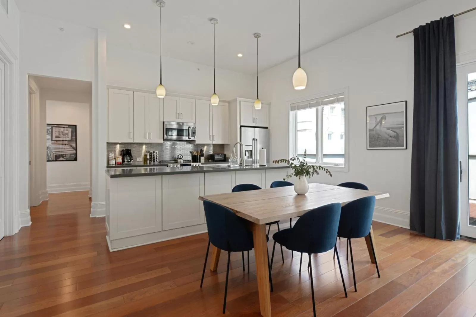 Coffee/tea facilities in Roami at Factors Row