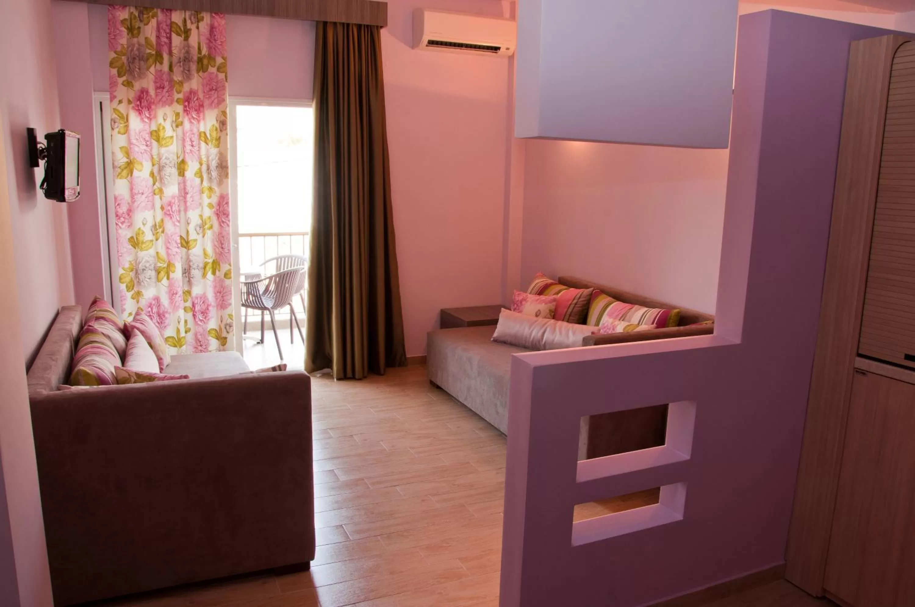 Seating area, Bed in Hotel Olympos