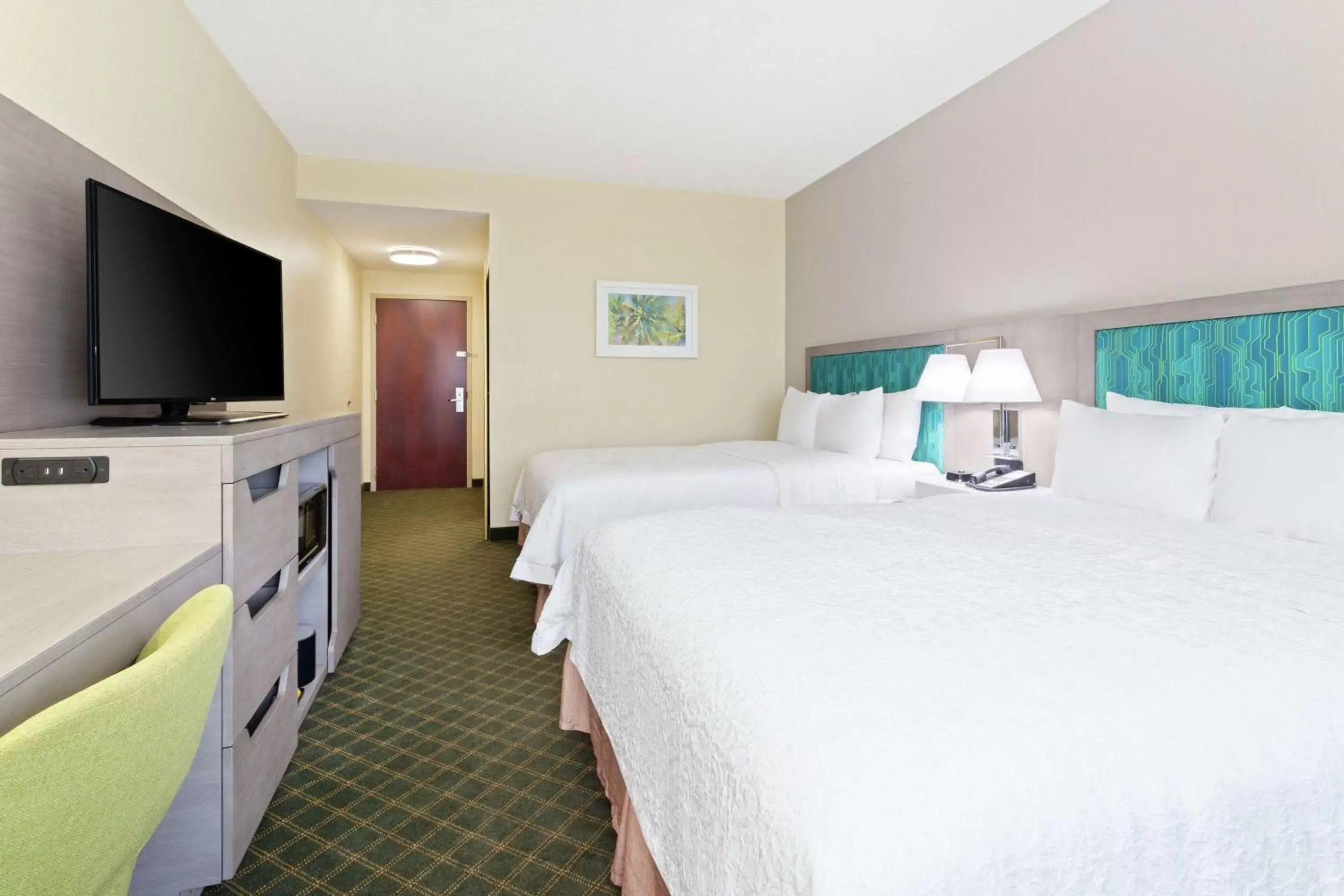 Queen Room with Two Queen Beds - Disability Access in Hampton Inn West Palm Beach-Lake Worth-Turnpike Queen Room with Two Queen Beds - Disability Access in Hampton Inn West Palm Beach-Lake Worth-Turnpike