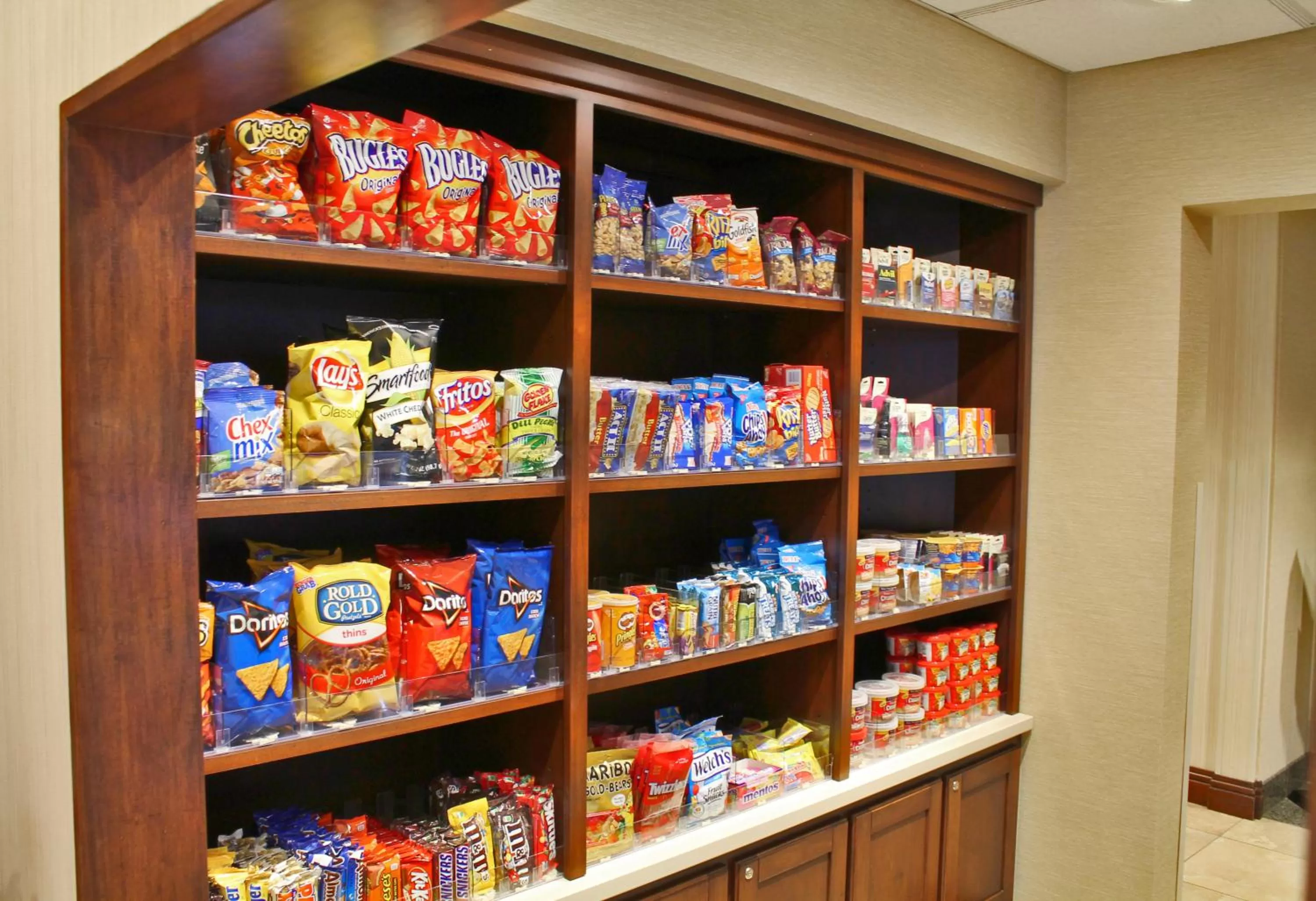 Lobby or reception in Holiday Inn Express Hotel & Suites Cape Girardeau I-55 by IHG