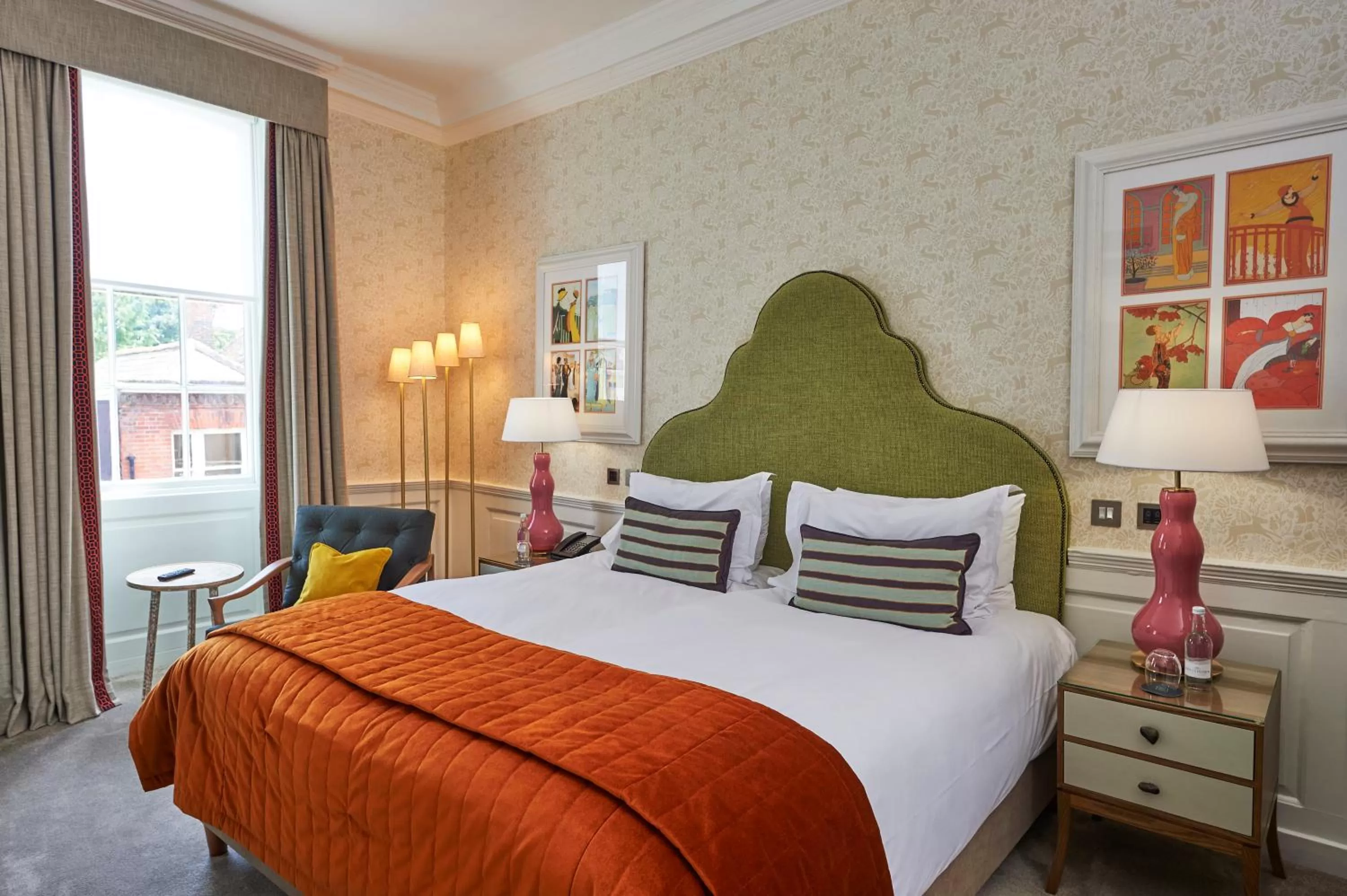 Bed in Hotel du Vin Winchester