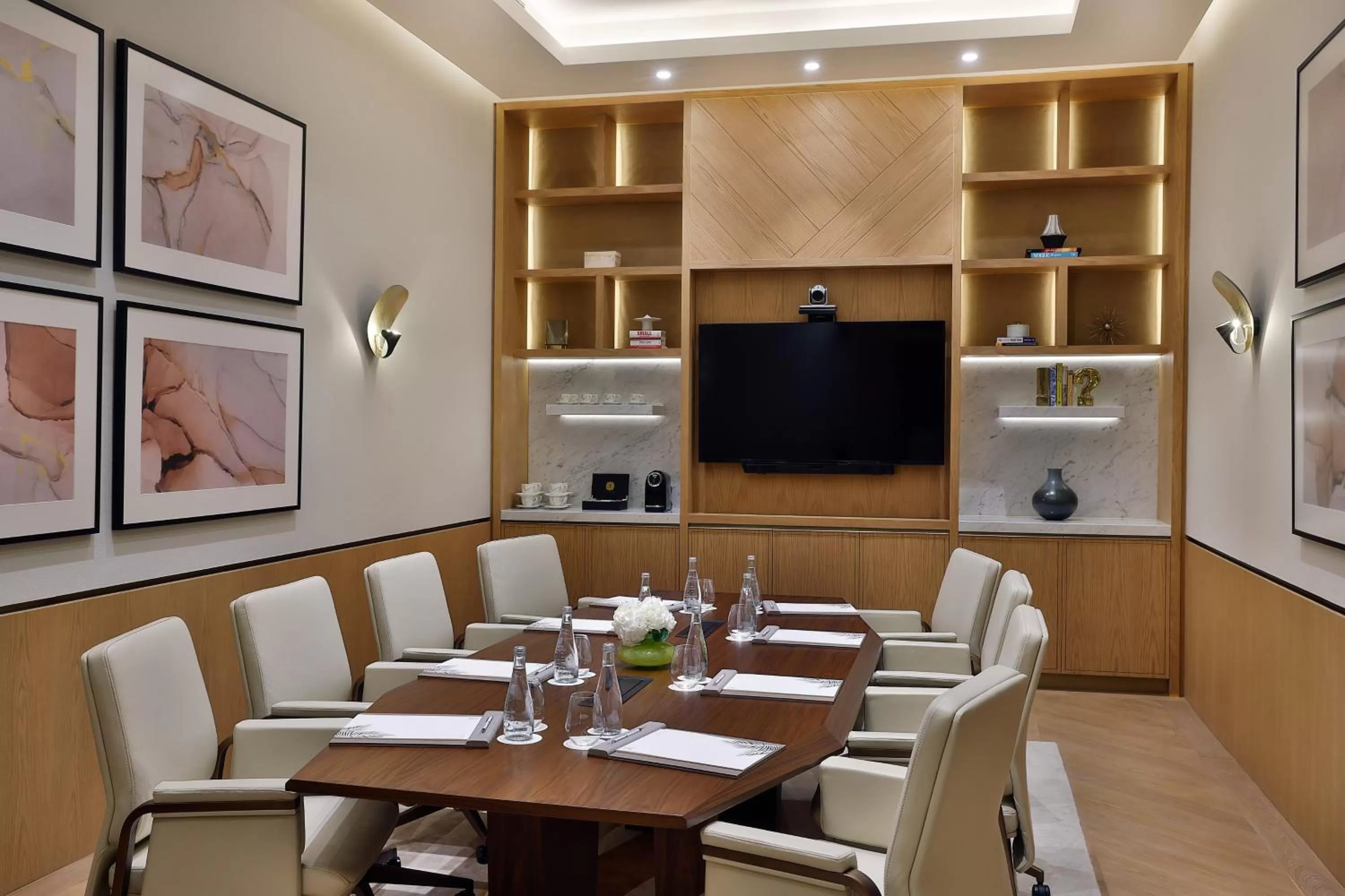 Meeting/conference room in The St. Regis Dubai, The Palm
