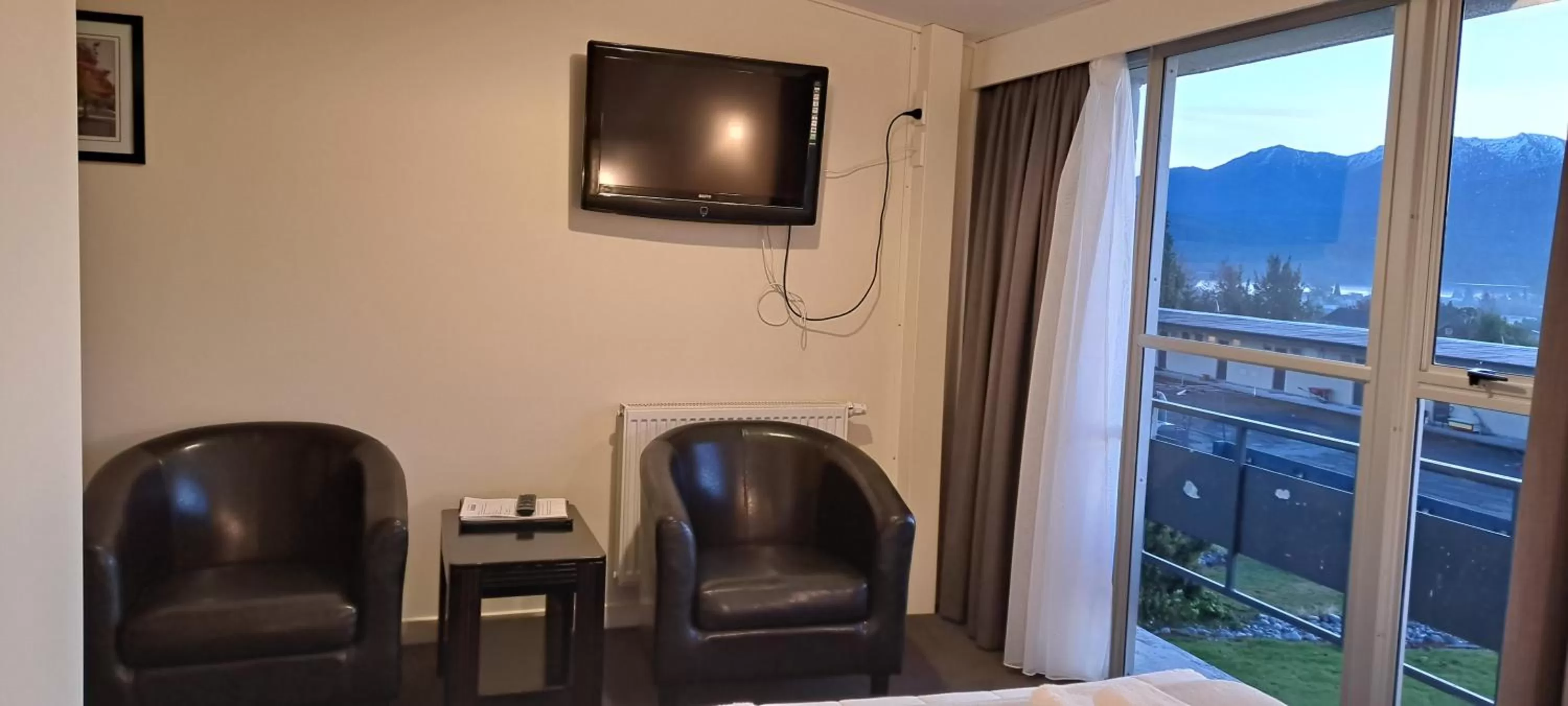 Seating area in Fiordland Hotel