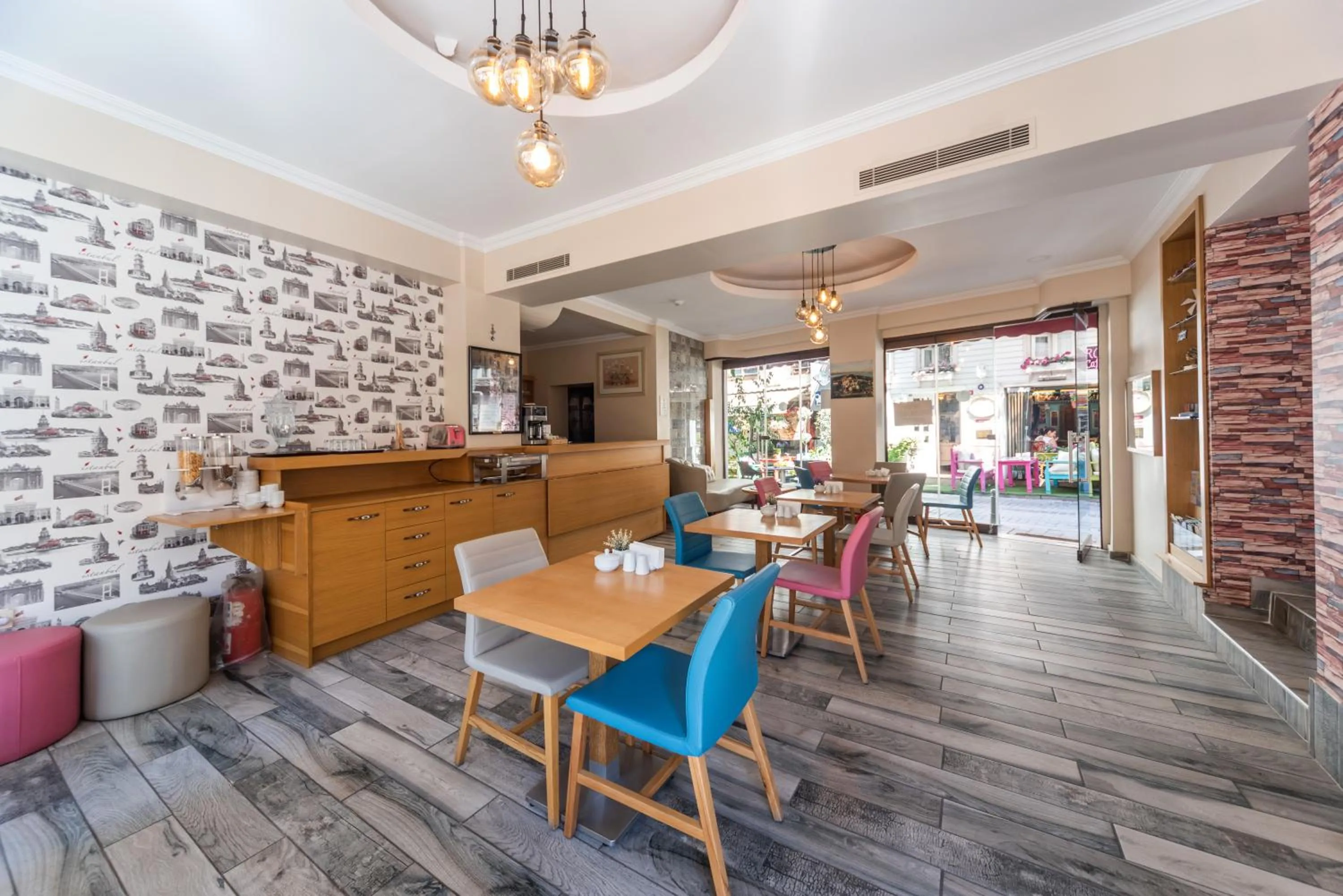 Lobby or reception in Tayahatun Hotel