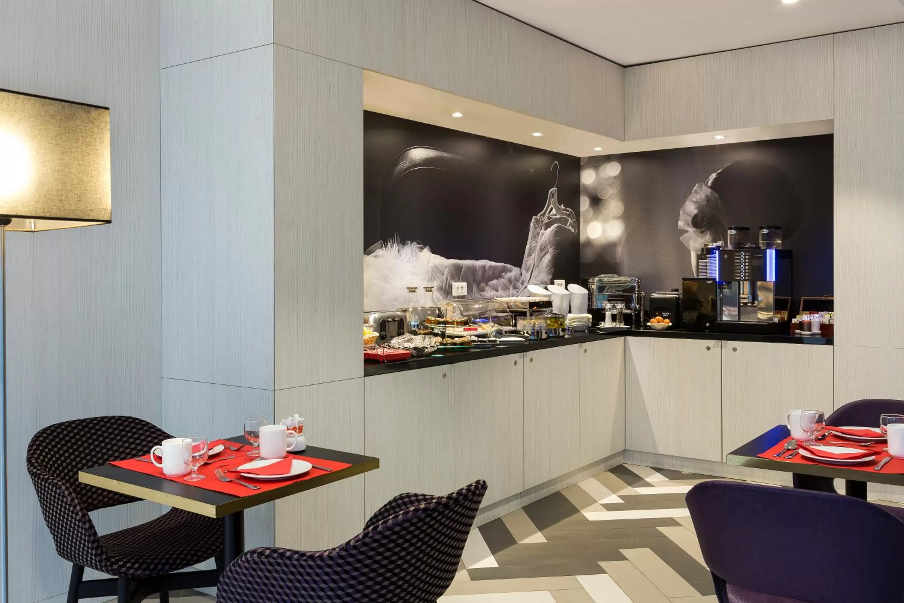 Restaurant/places to eat in Citadines Opéra Paris