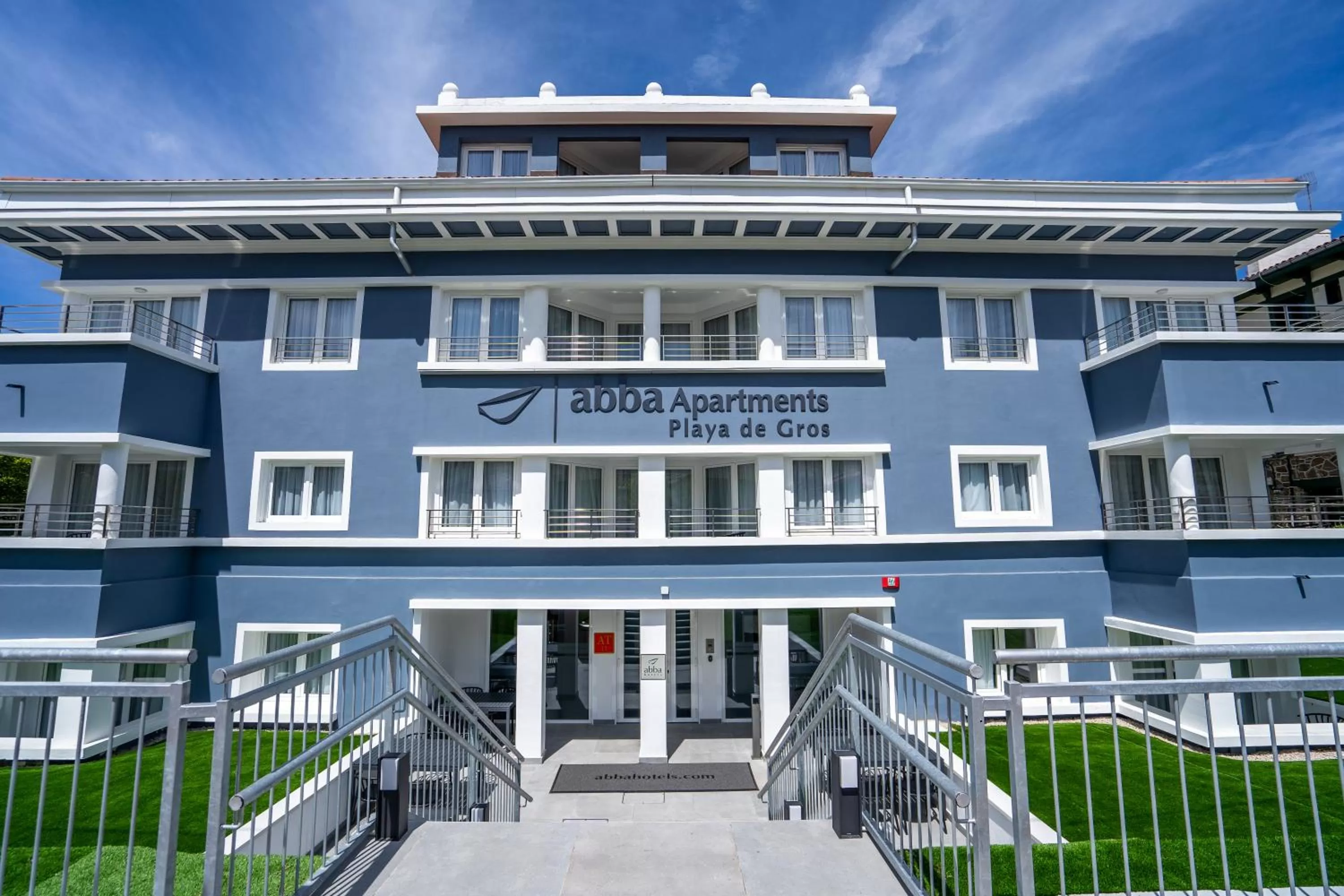 Property building in abba Apartments Playa de Gros San Sebastián