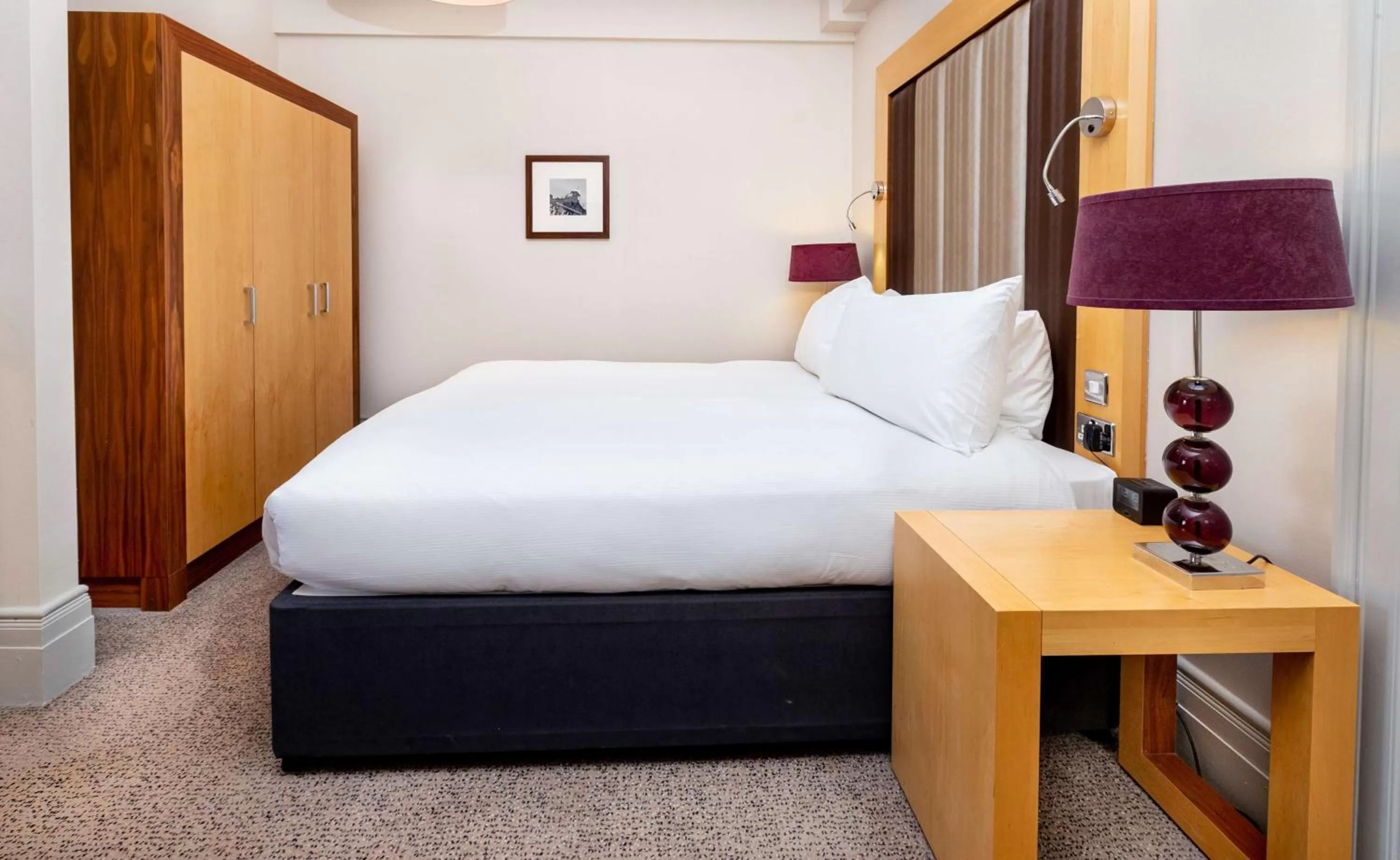 Bed in DoubleTree by Hilton Harrogate Majestic Hotel & Spa