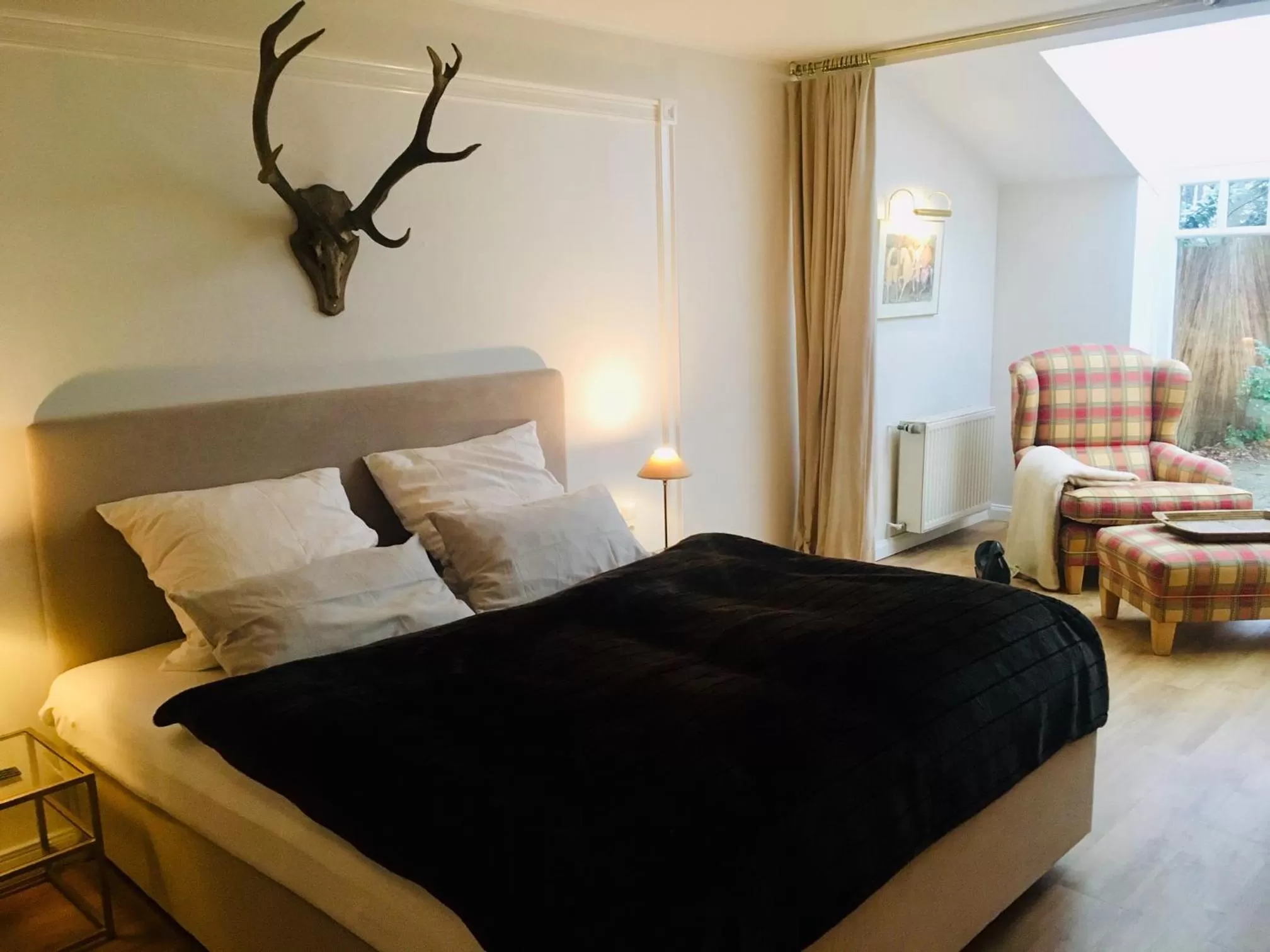 Photo of the whole room, Bed in Gästehaus Schloss Bothmer