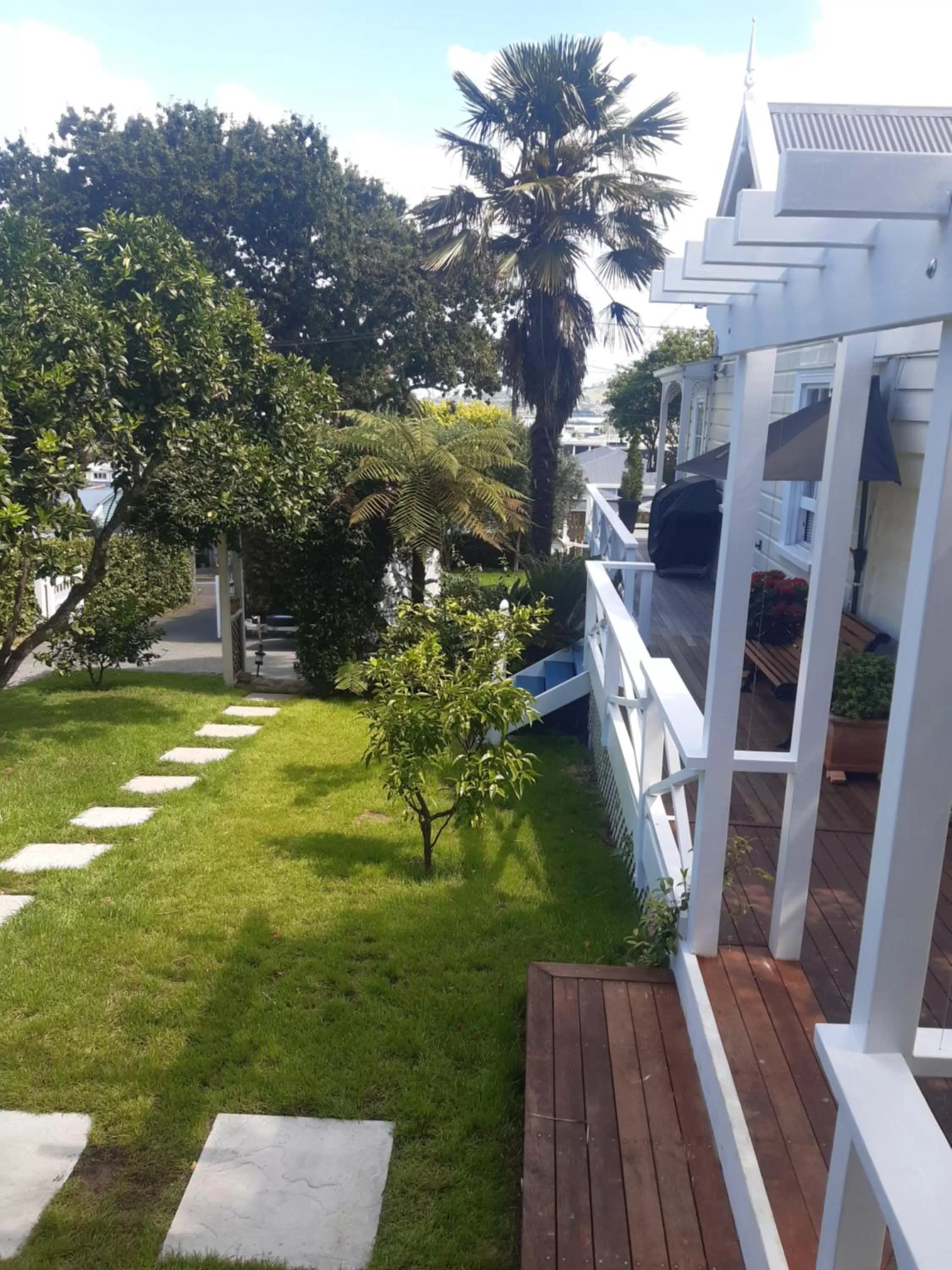 Garden in Harbour View Cottage