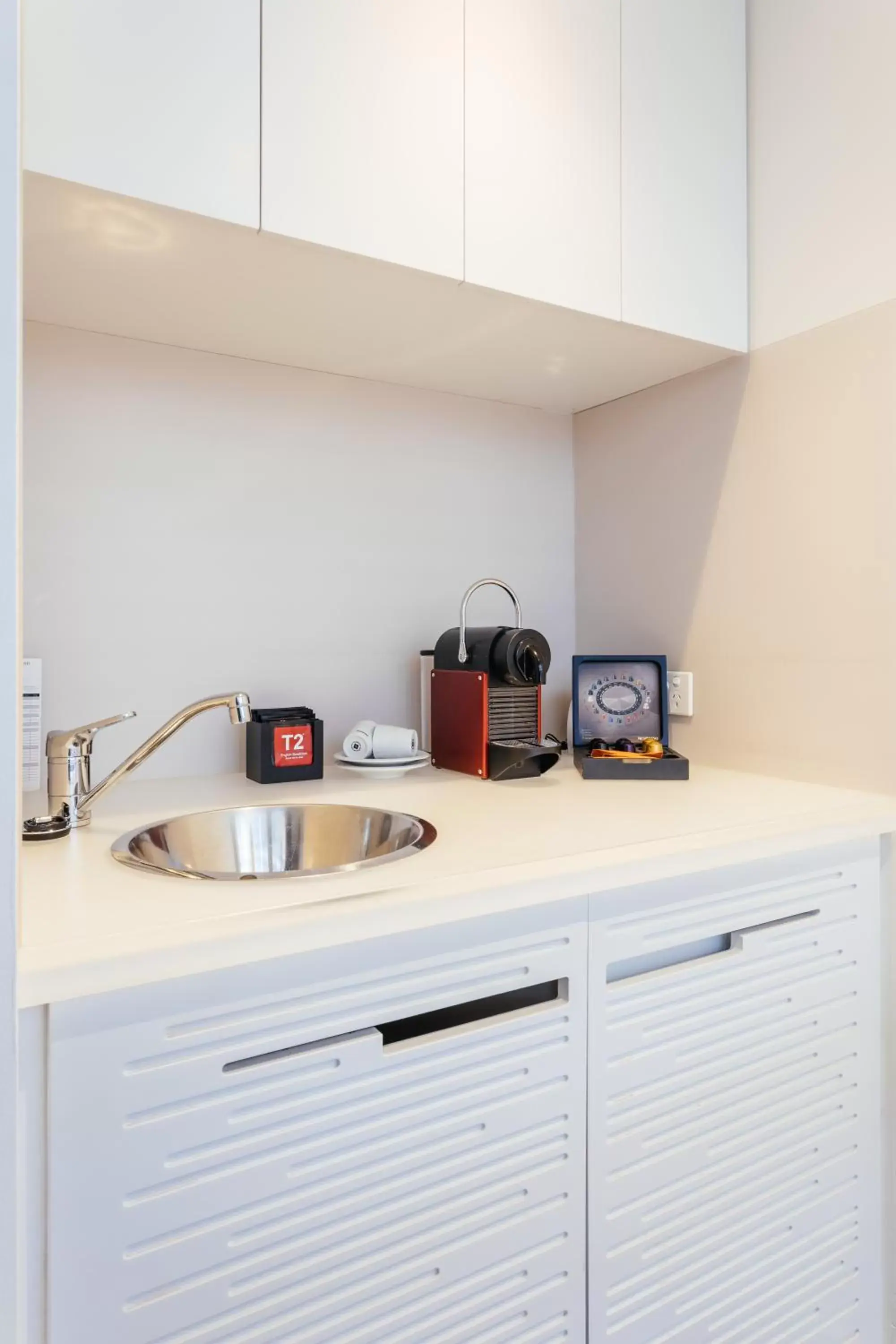 King Studio in The Henry Jones Art Hotel King Studio in The Henry Jones Art Hotel