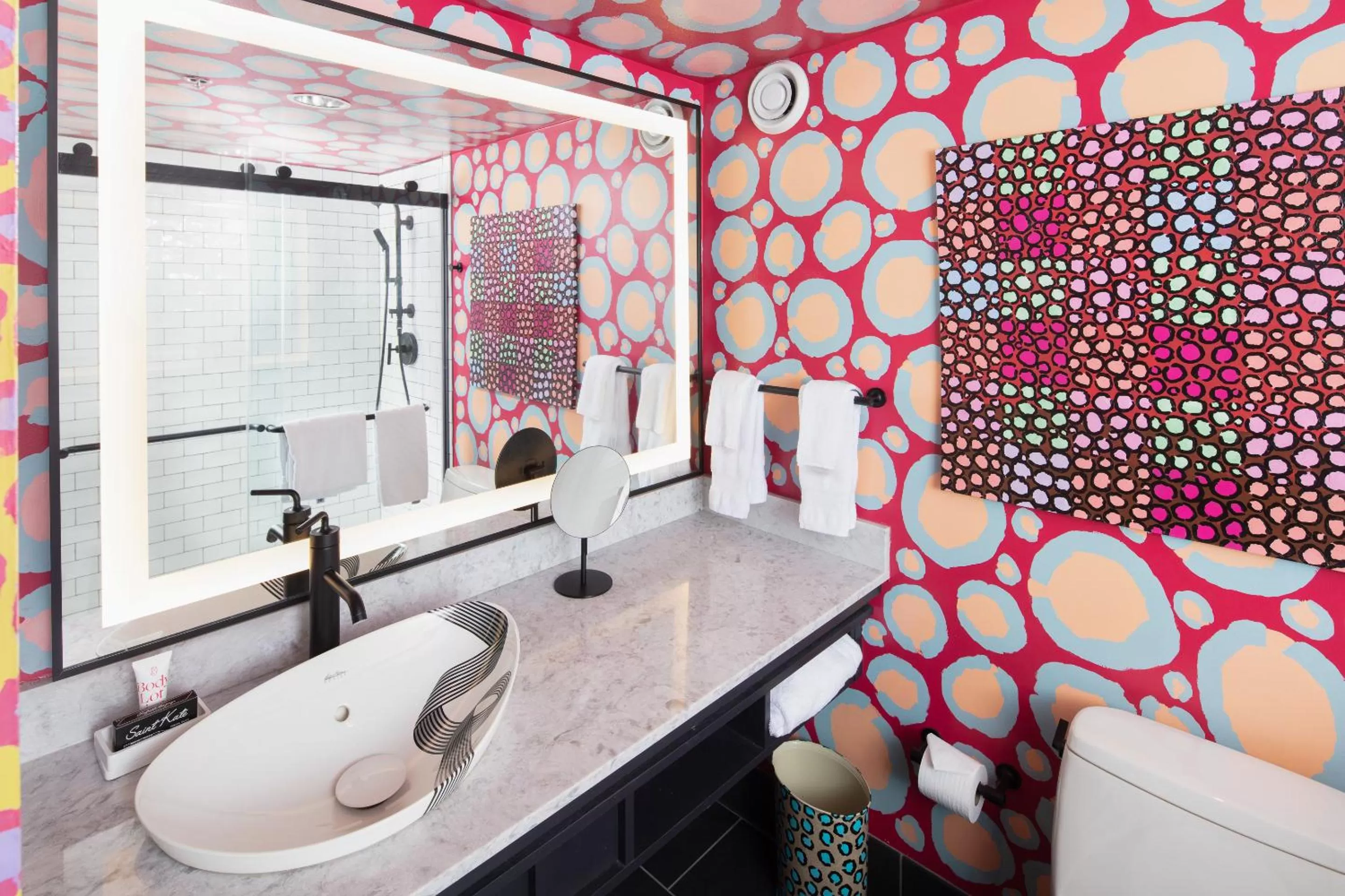 Bathroom in Saint Kate - The Arts Hotel