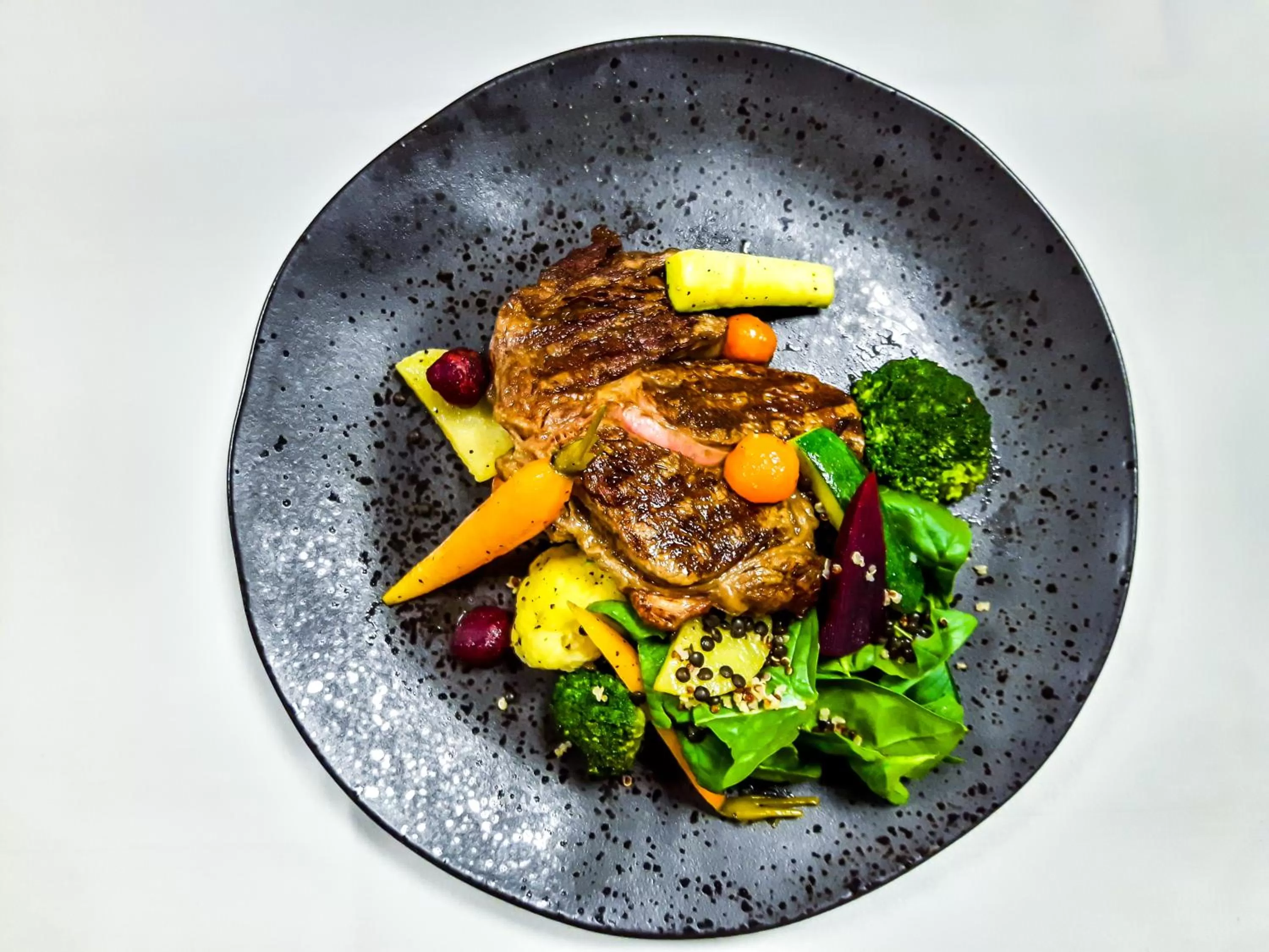 Restaurant/places to eat in Hotel Polonia Palace