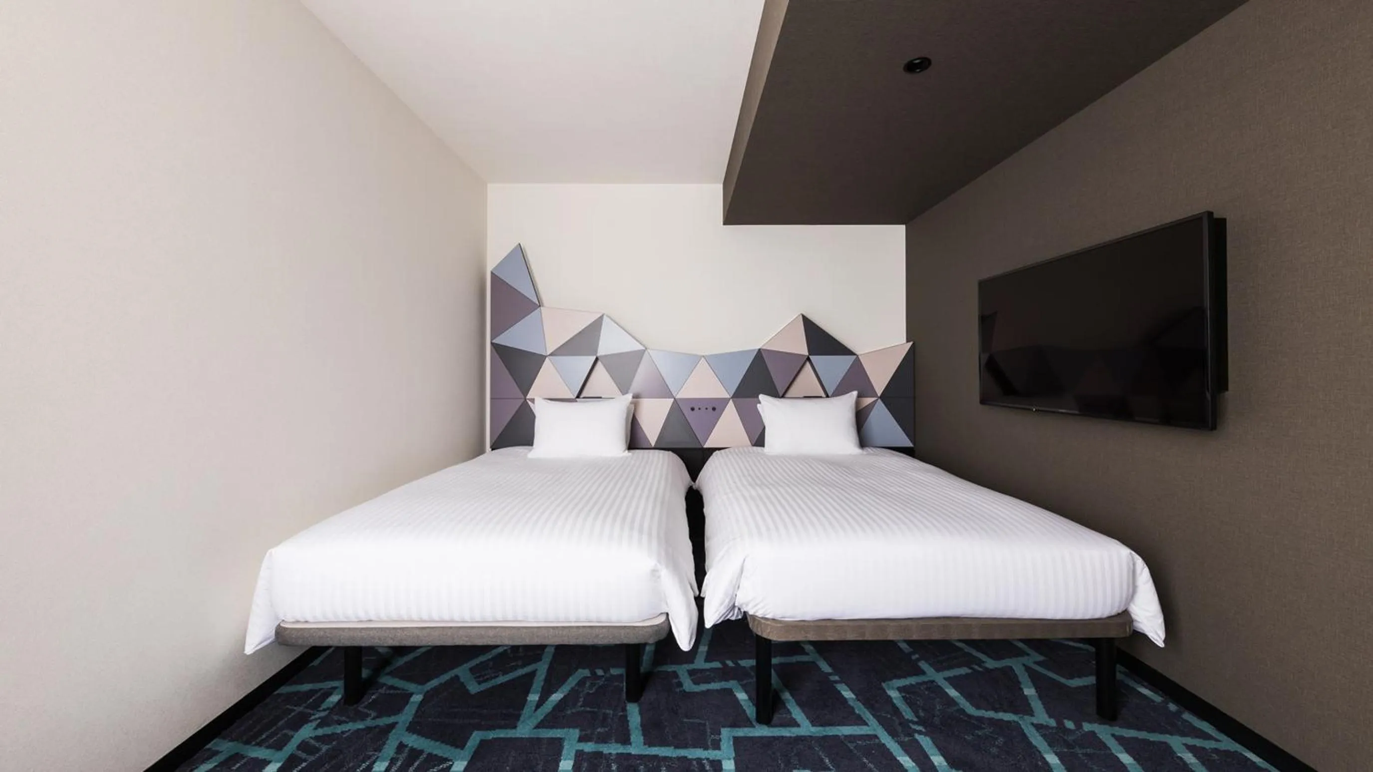 Bed in JR East Hotel Mets Premier Akihabara