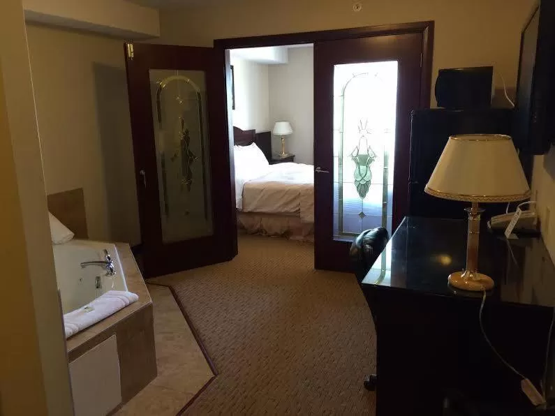 Bedroom, Bed in Days Inn by Wyndham Athabasca