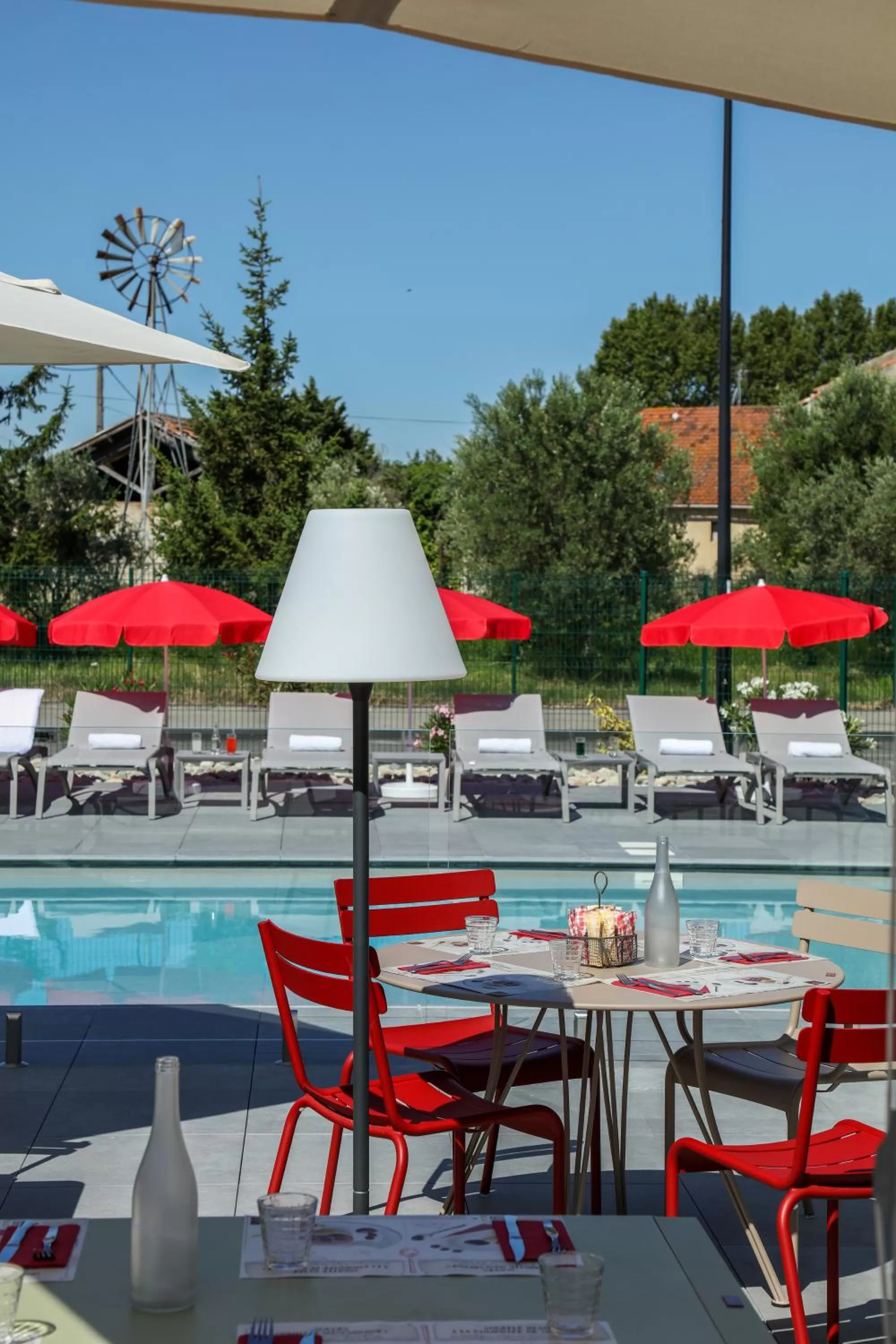 Swimming pool in ibis Orange Centre