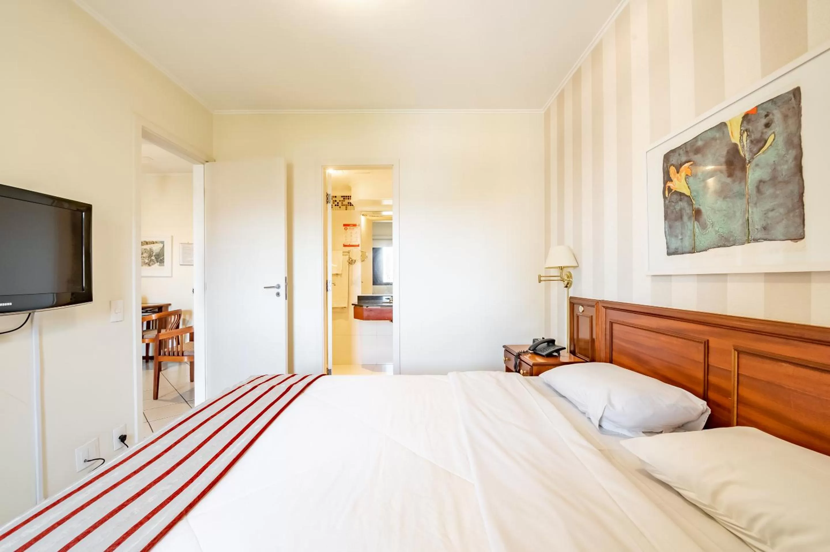 Bedroom, Bed in Park Tower Campinas Residence by Nacional Inn