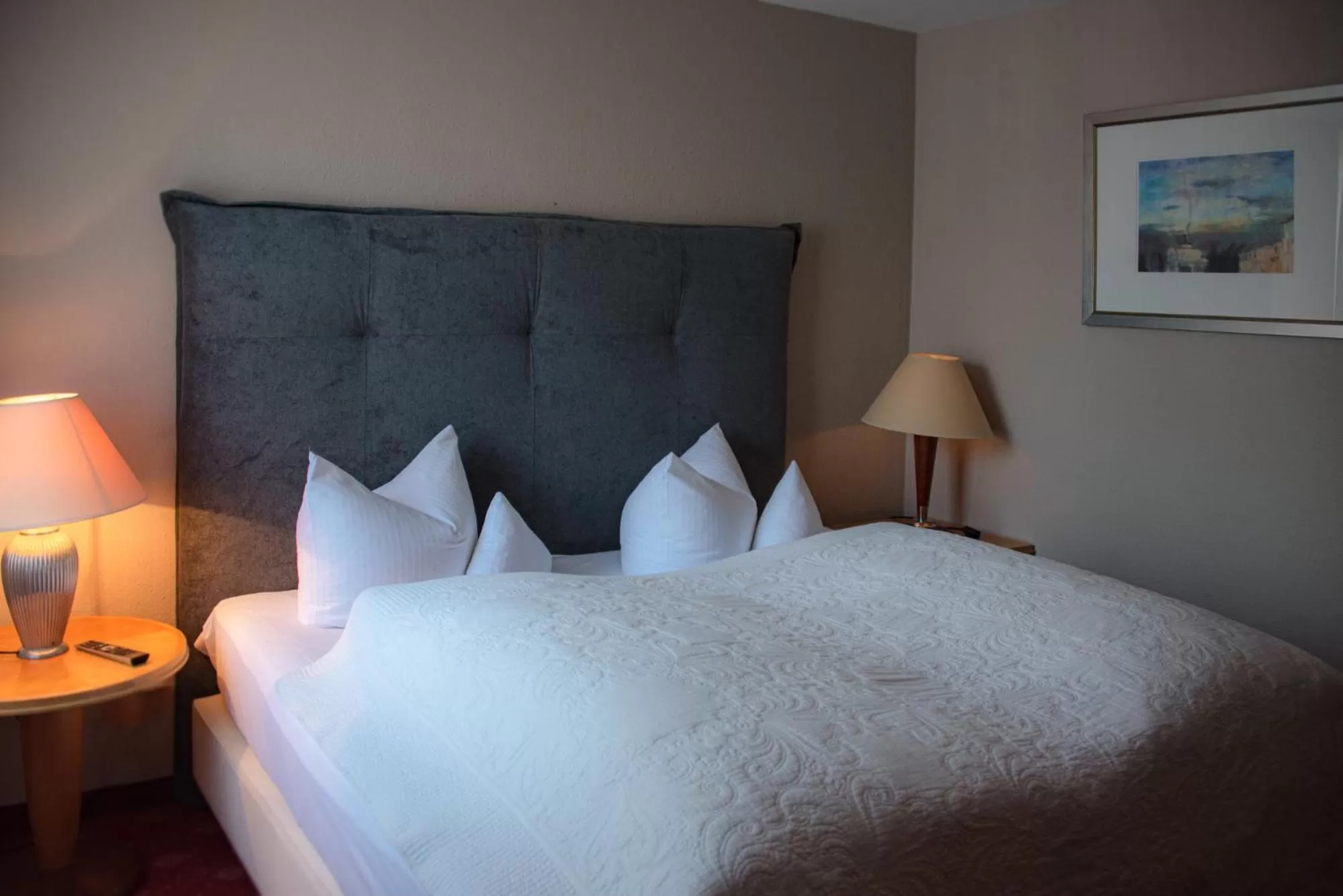 Photo of the whole room, Bed in Hotel Das Kleine Ritz