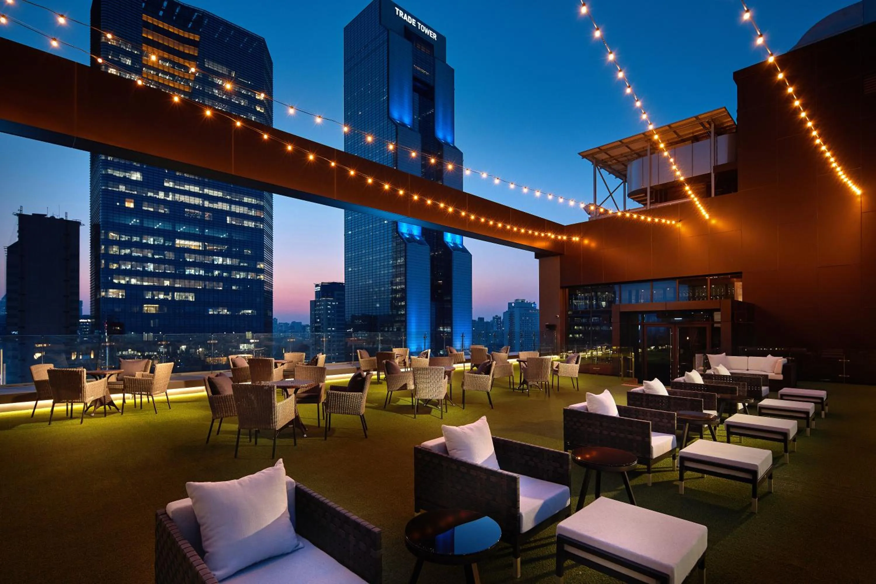 Balcony/Terrace in Shilla Stay Samsung COEX Center