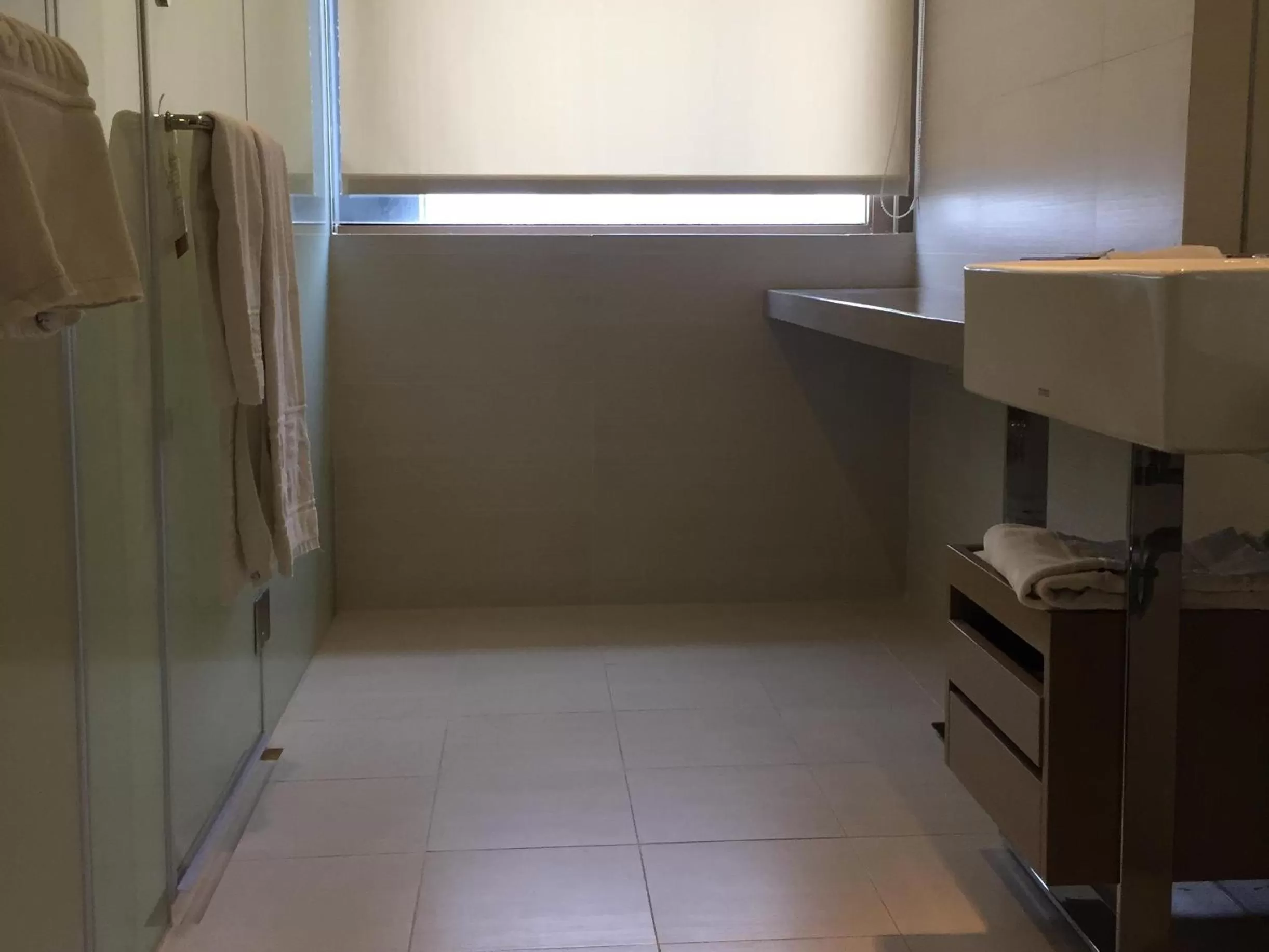 Bathroom in Kaohsiung Chateau de Chine Hotel