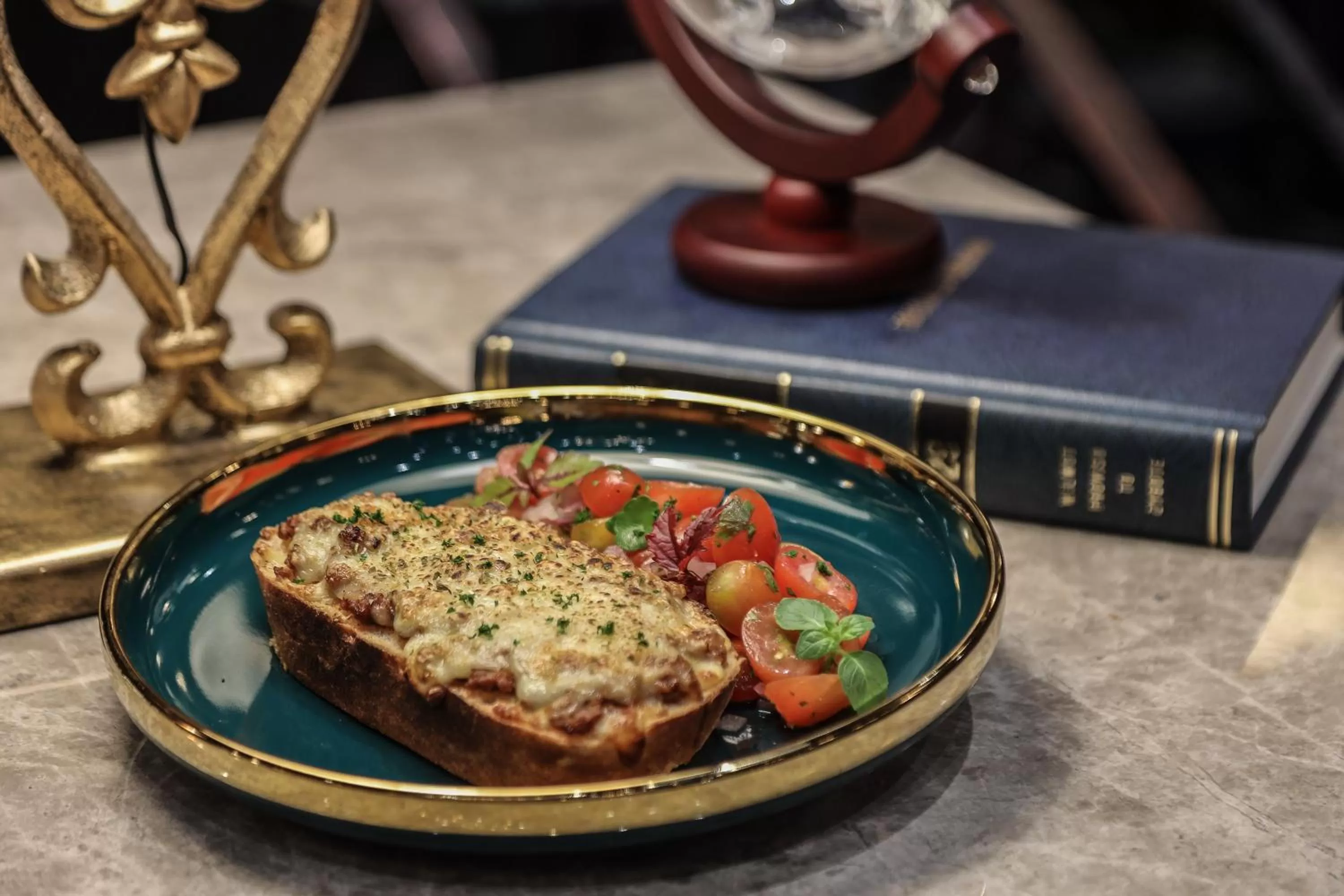 Restaurant/places to eat in The Coach Hotel Sukhumvit - Asok BTS Bangkok