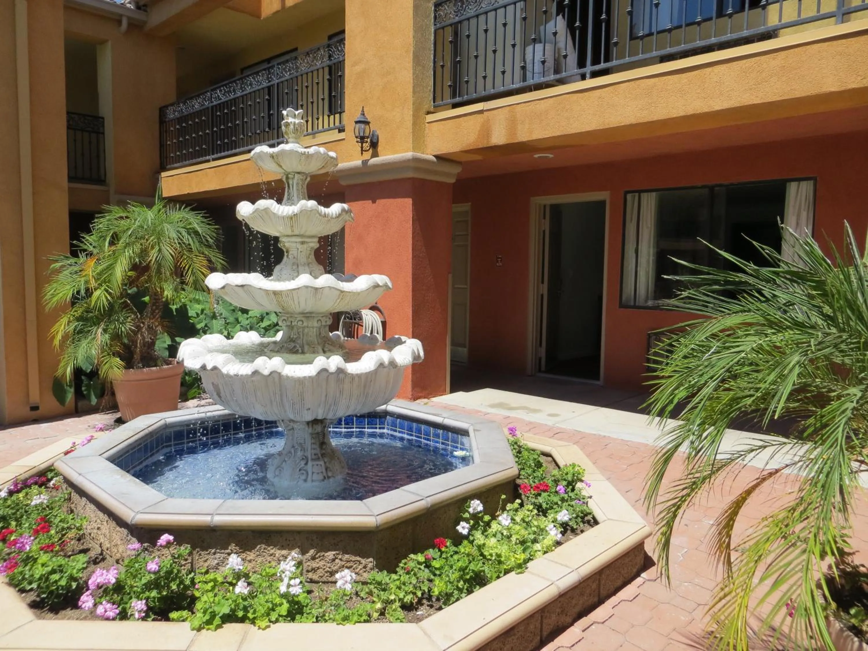 Decorative detail in Azusa Inn