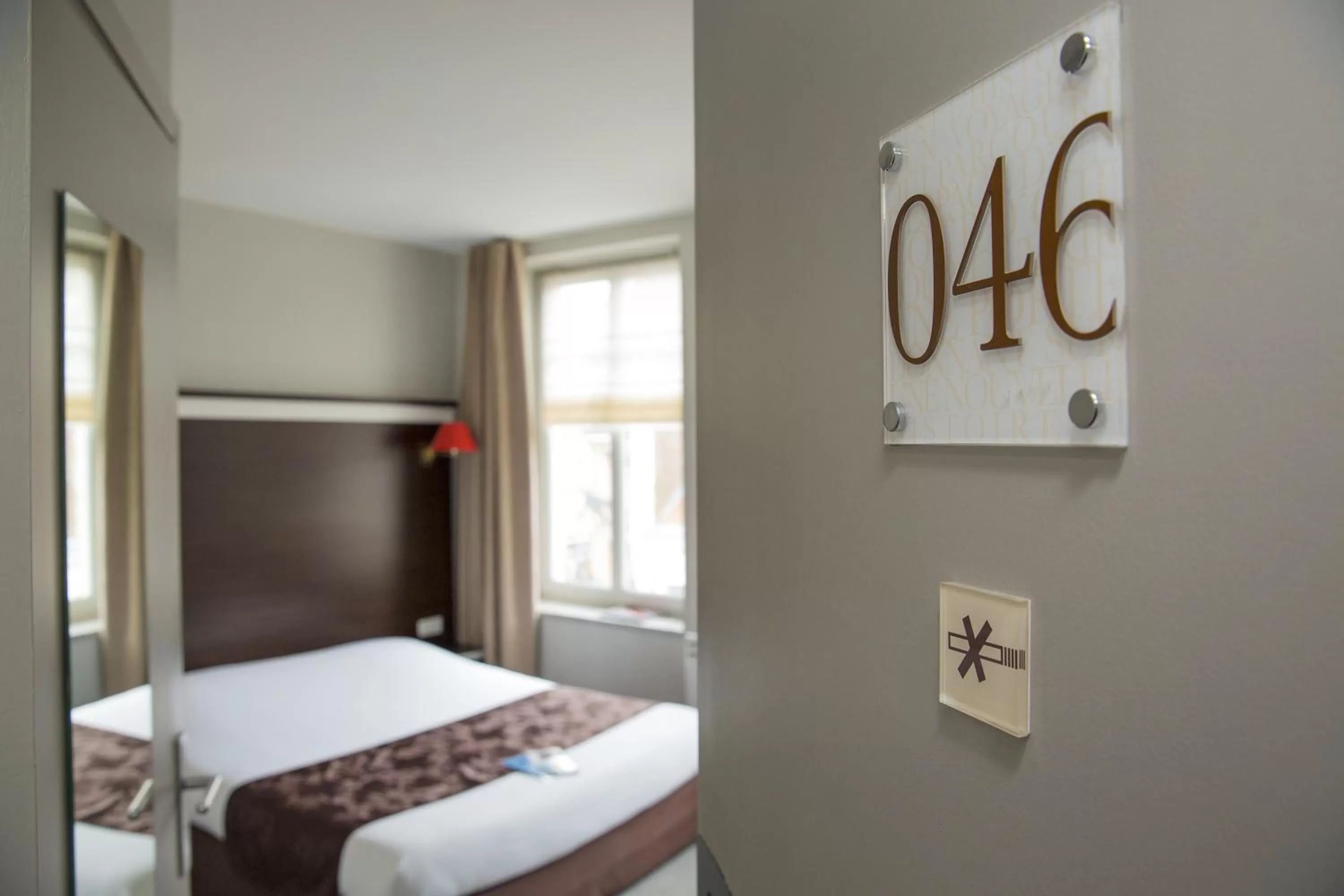 Decorative detail in Hôtel des Reignaux