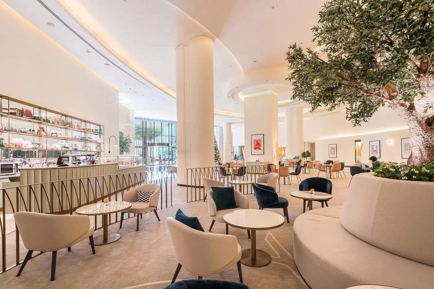 Restaurant/places to eat in Emaar Residences Dubai Marina by Qstay - formerly Address Dubai Marina