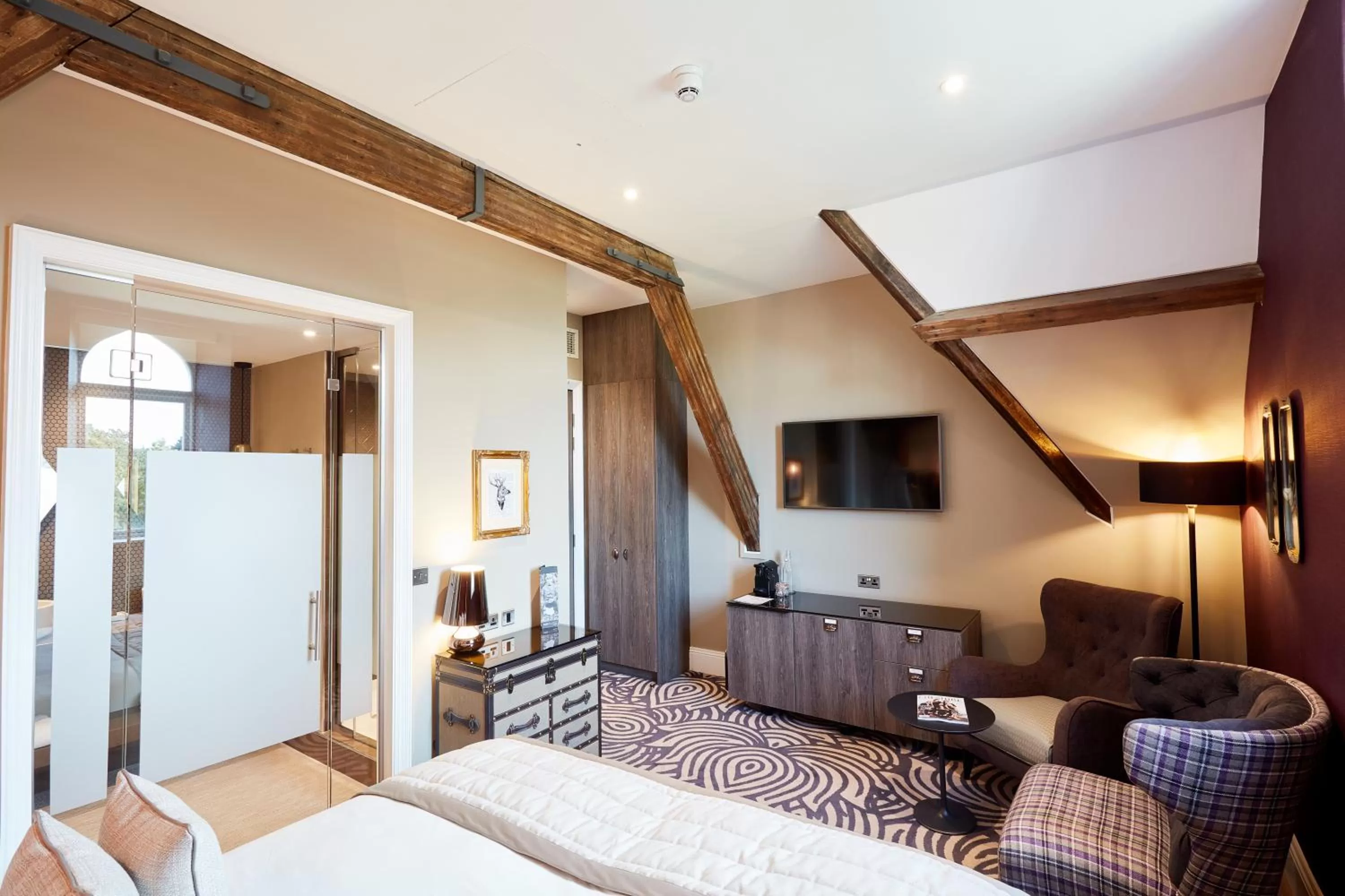 Photo of the whole room, Bed in Oddfellows On The Park