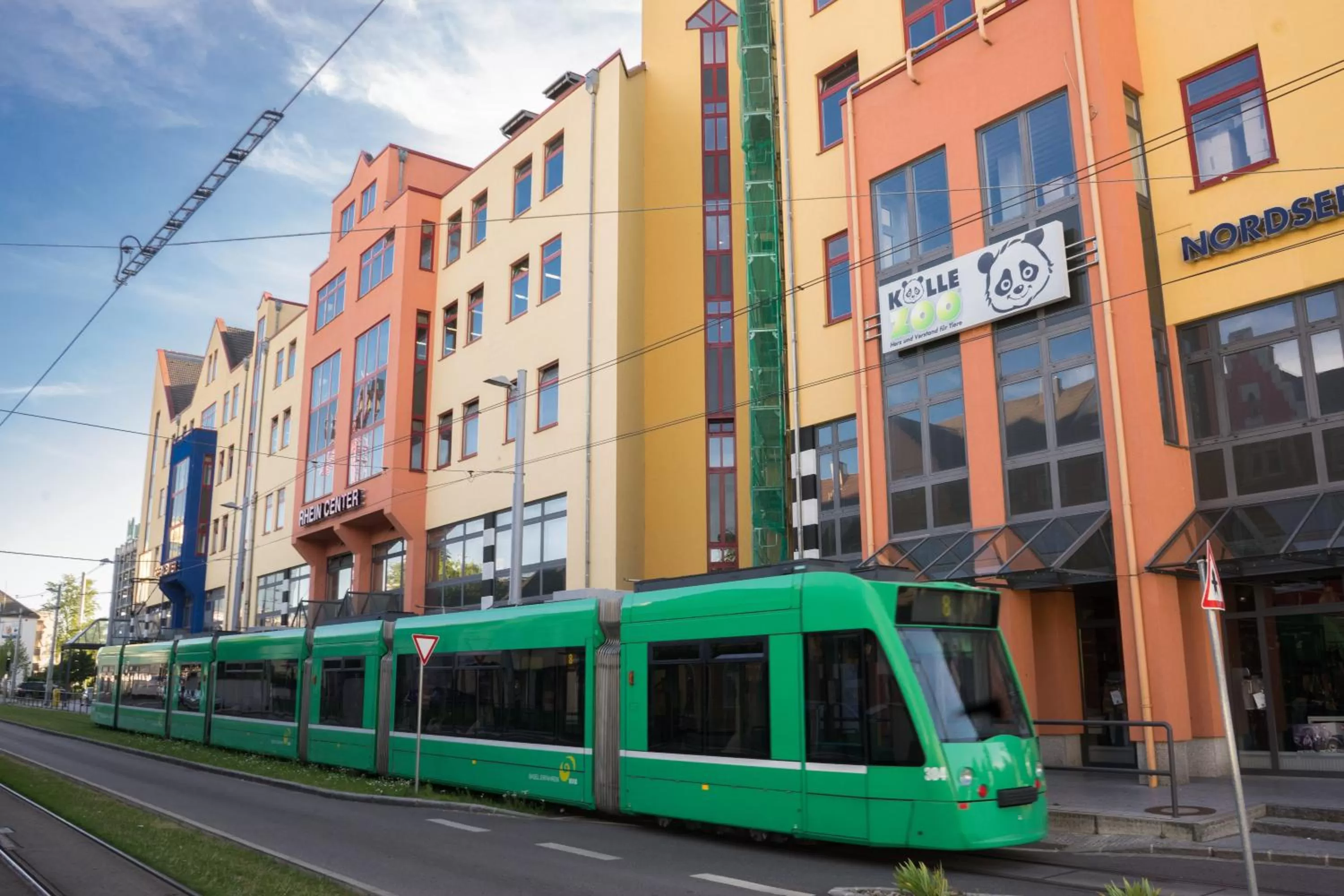 Property building in Best Western Hotel Dreiländerbrücke Weil am Rhein / Basel