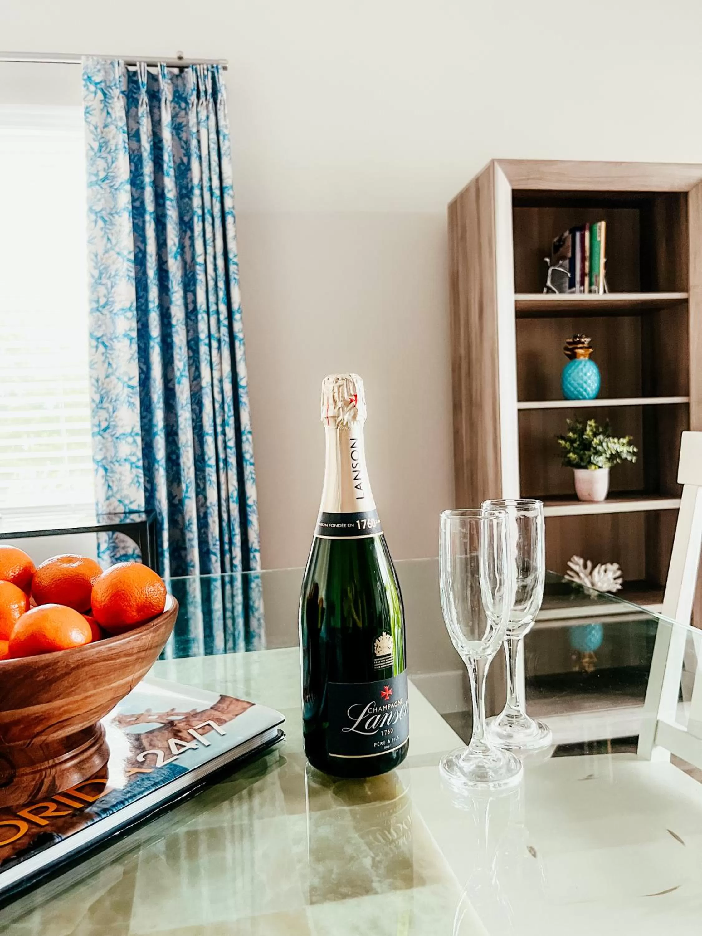 Living room in Bayside Inn Key Largo