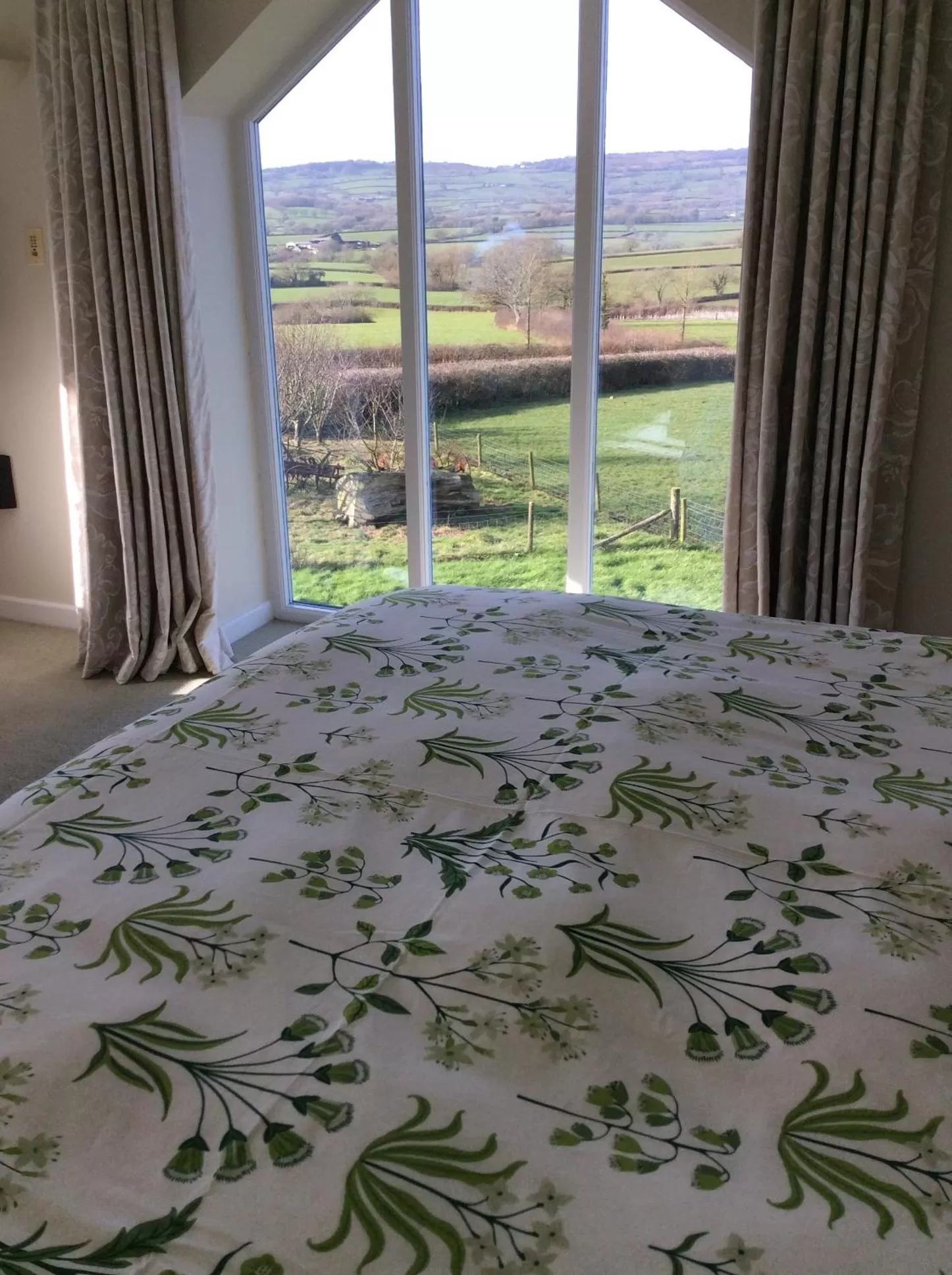 Mountain View in Copse Gate Farm