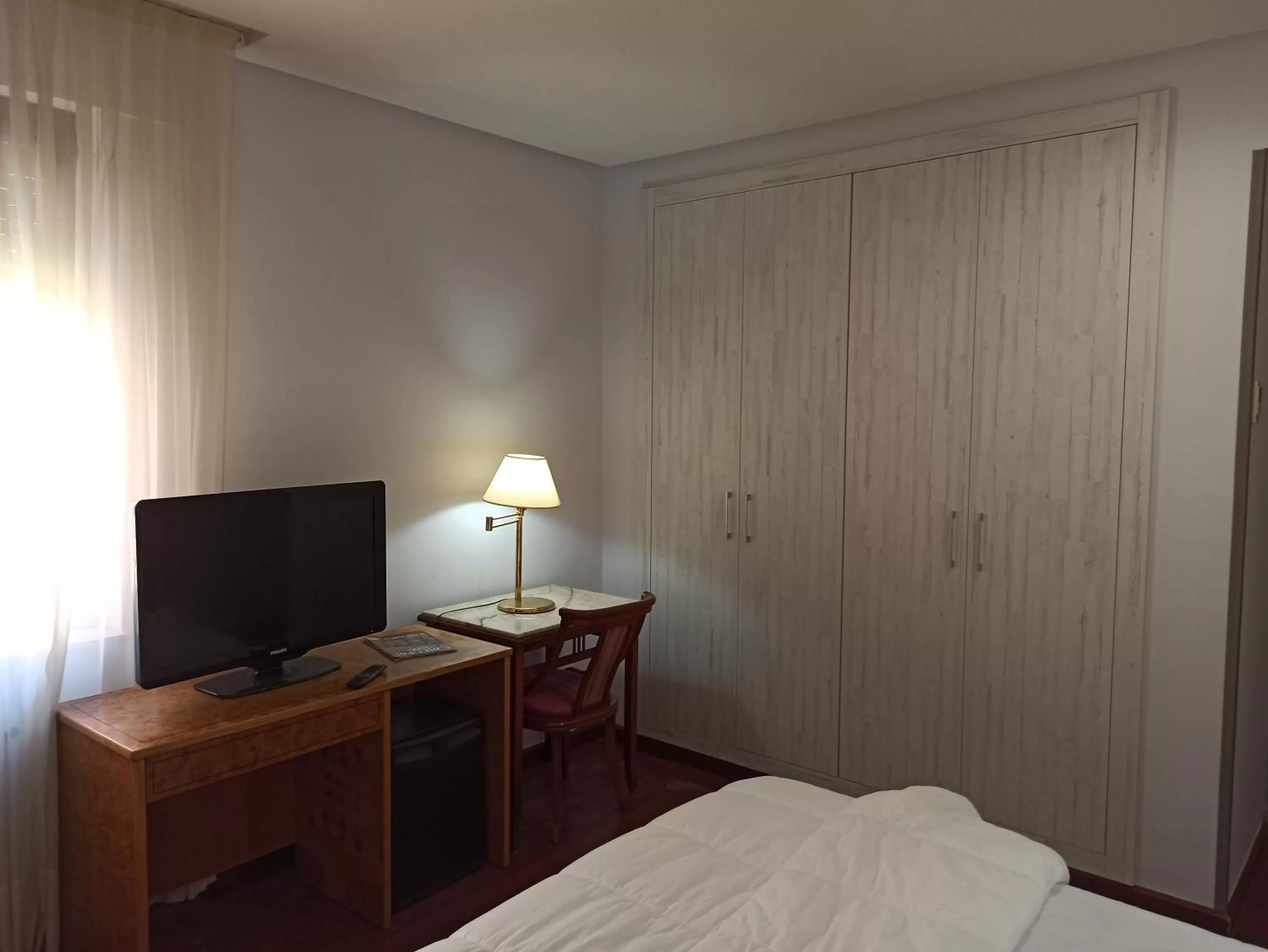 TV and multimedia, Bed in ARVA Spa París