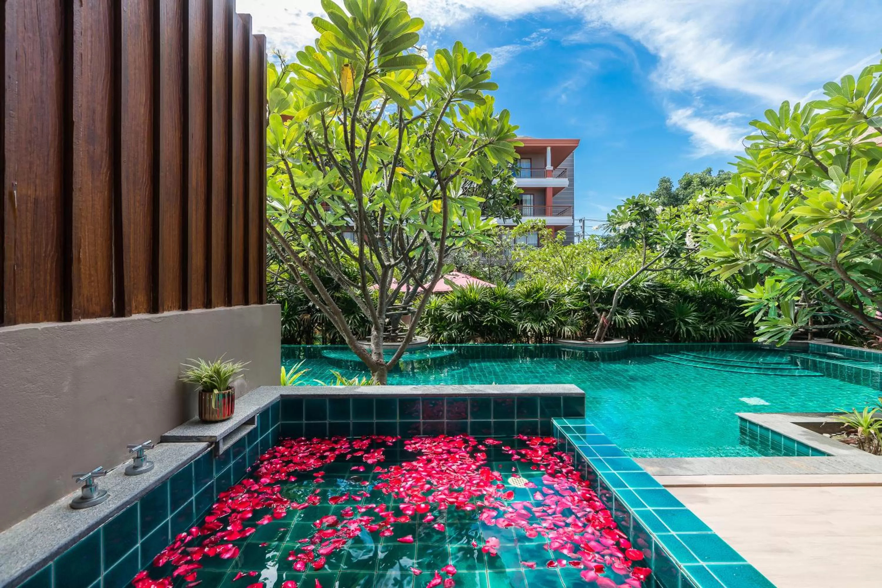 Hot Tub in Ayrest Hua Hin Hotel