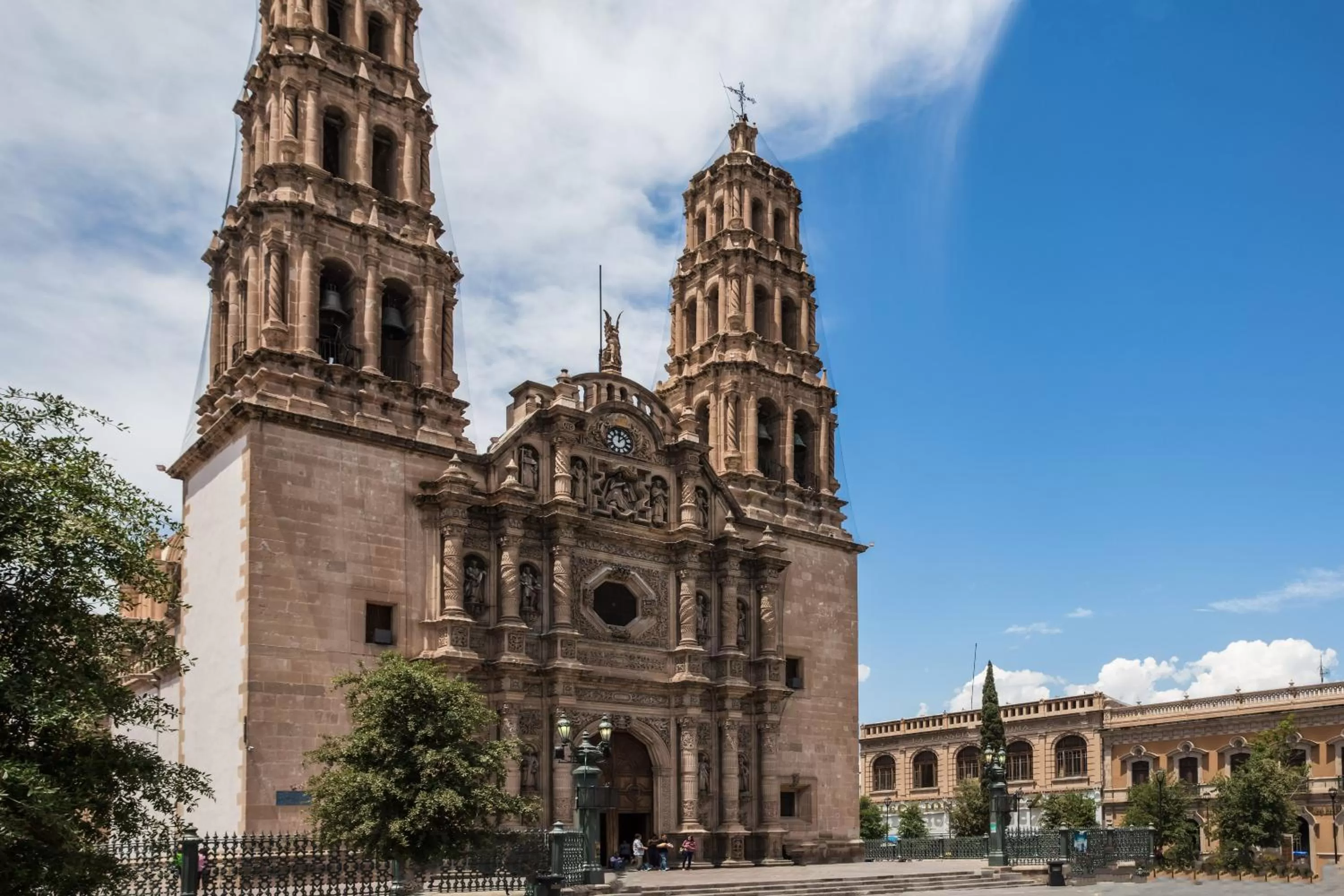 Property building in One Chihuahua Fashion Mall
