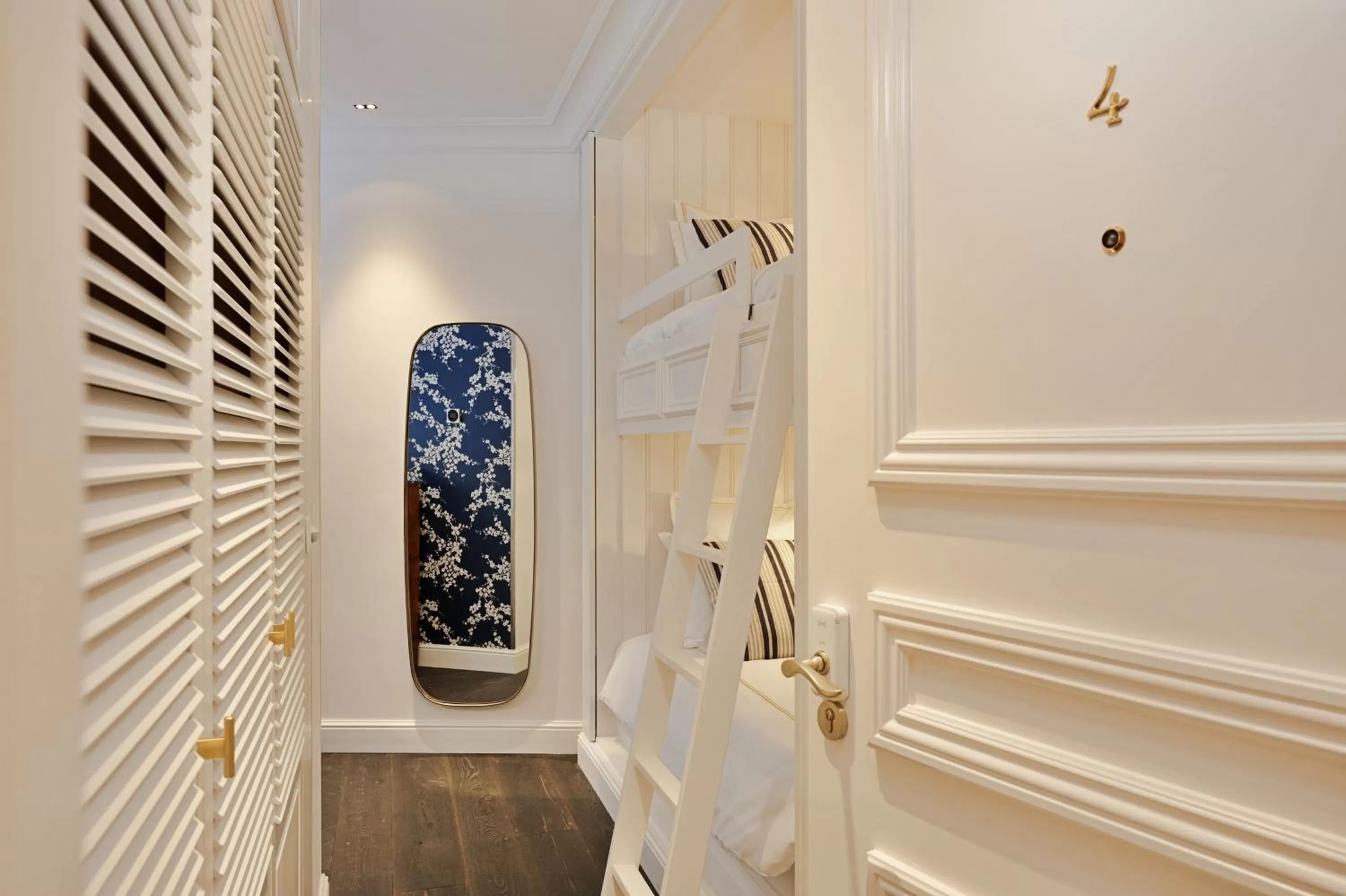 bunk bed in De Lindenhoeve Boutique Hotel