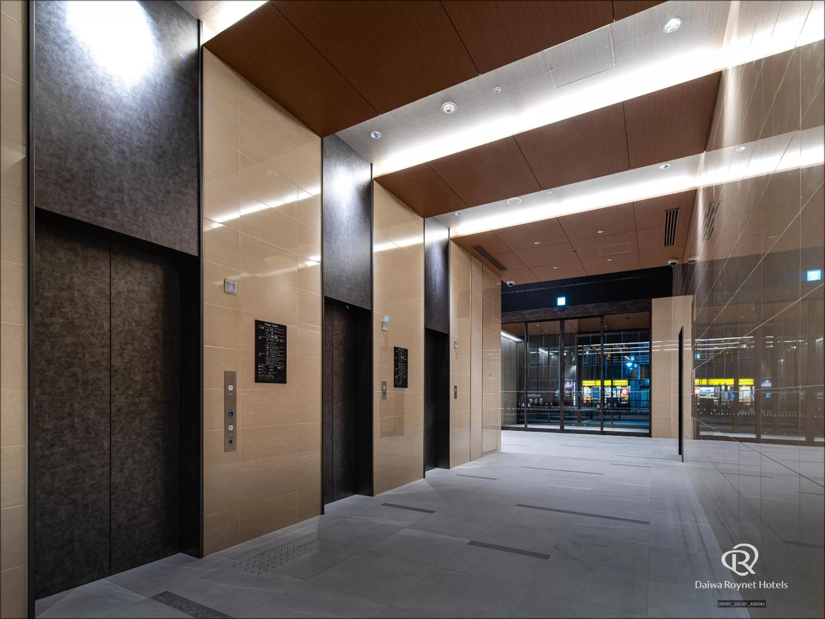 elevator in Daiwa Roynet Hotel Yamagata Ekimae