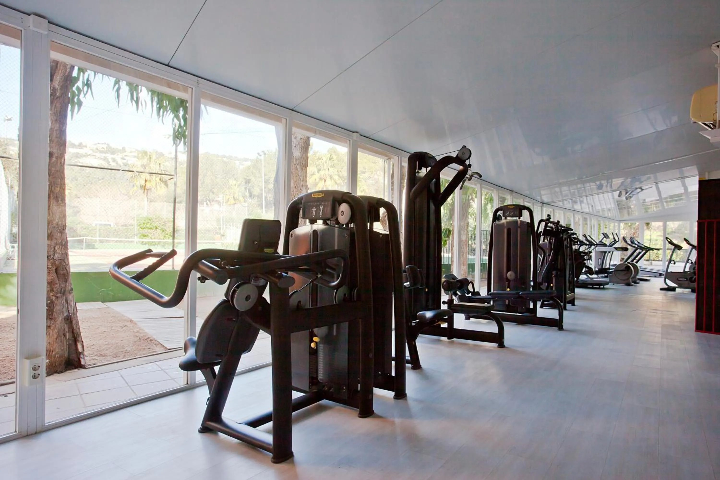 Fitness centre/facilities in Mon Port Hotel & Spa