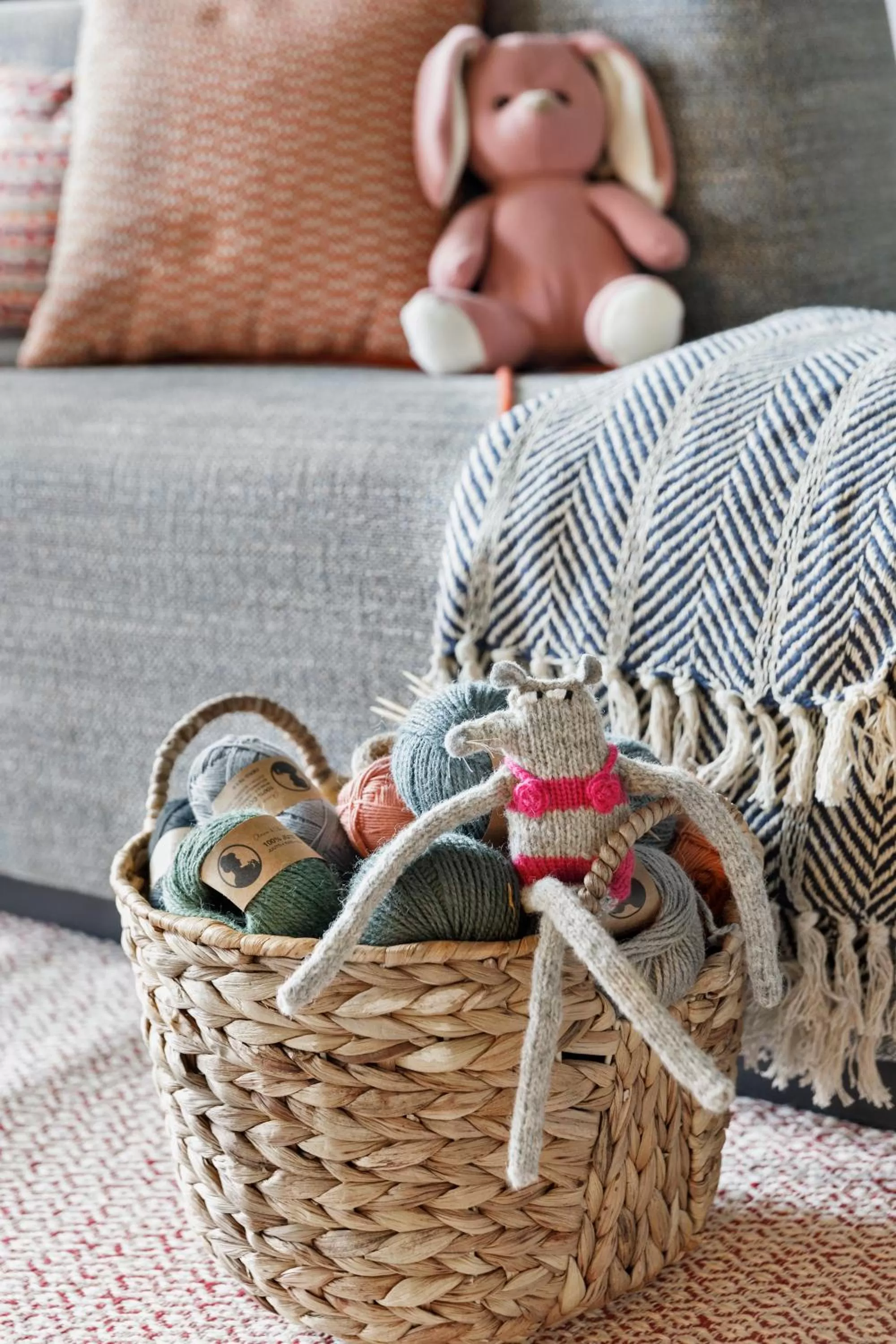 Communal lounge/ TV room in Stay KooooK Bern Wankdorf - Online Check In