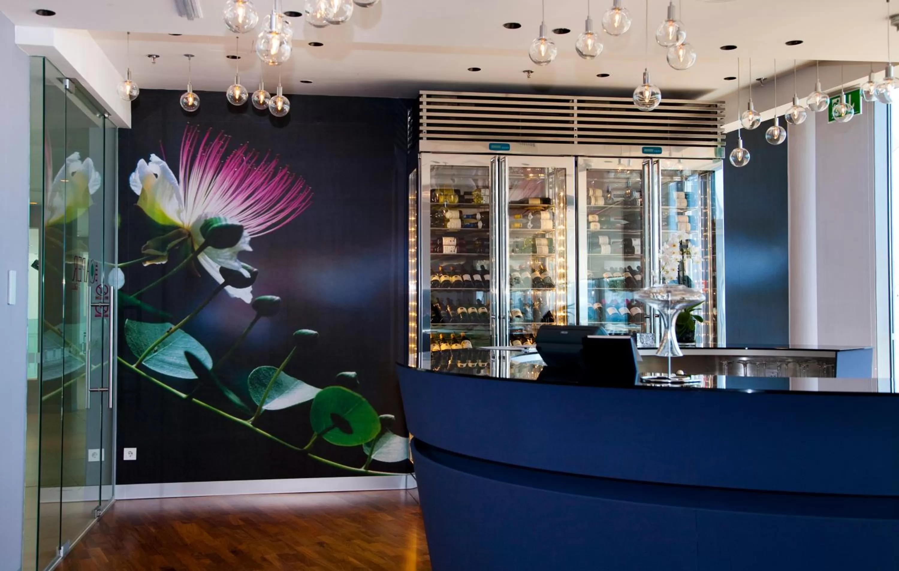 Restaurant/places to eat in Radisson Blu Resort & Spa