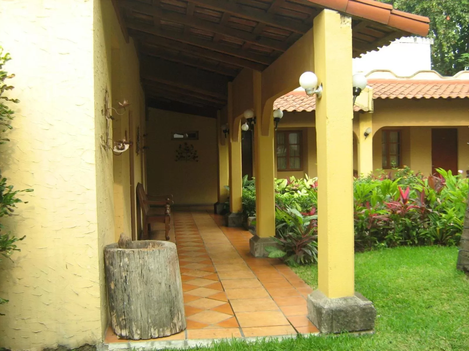 Patio in Hotel Mediterraneo Plaza