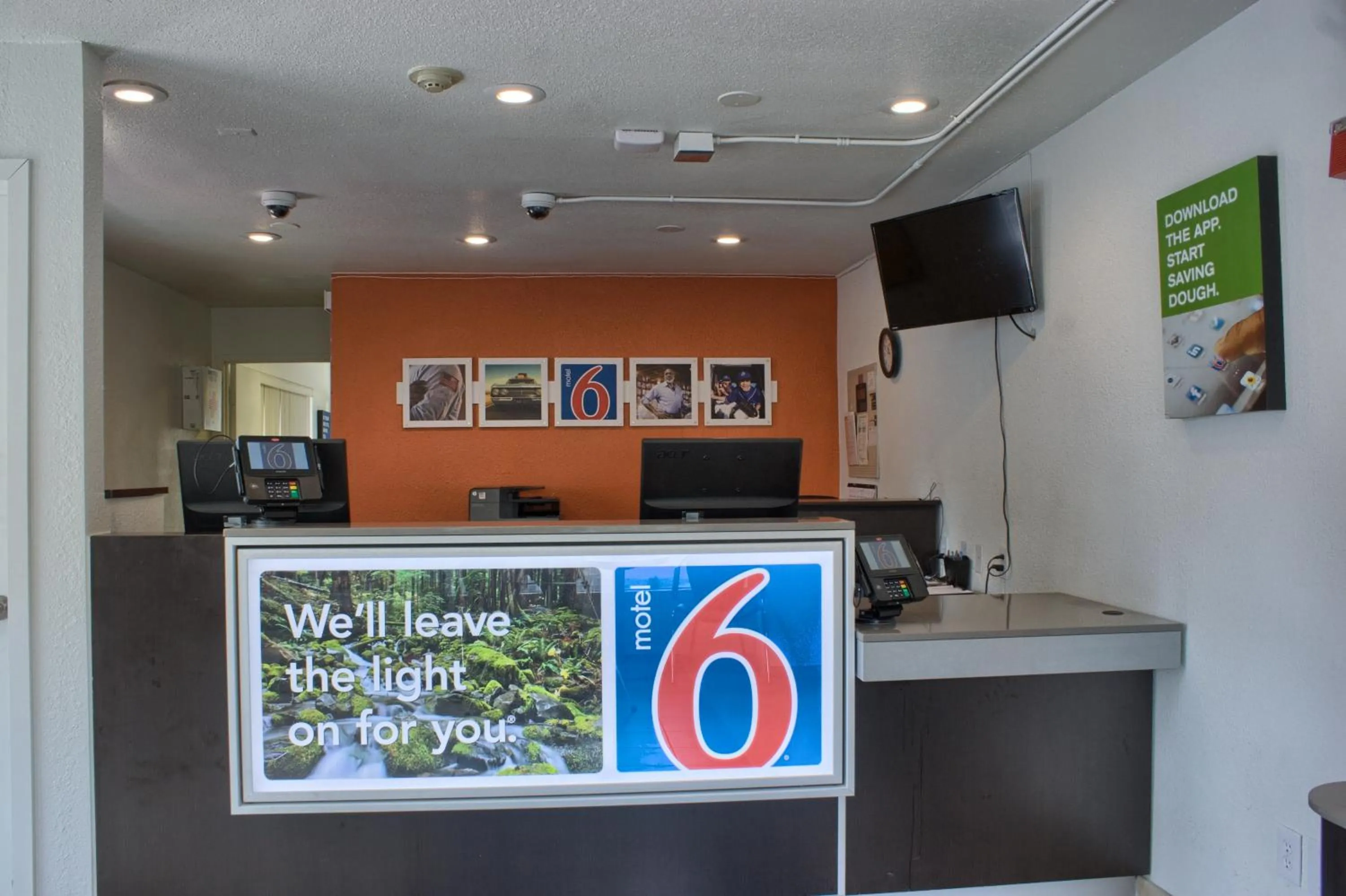 Lobby or reception in Motel 6-Seattle, WA - South