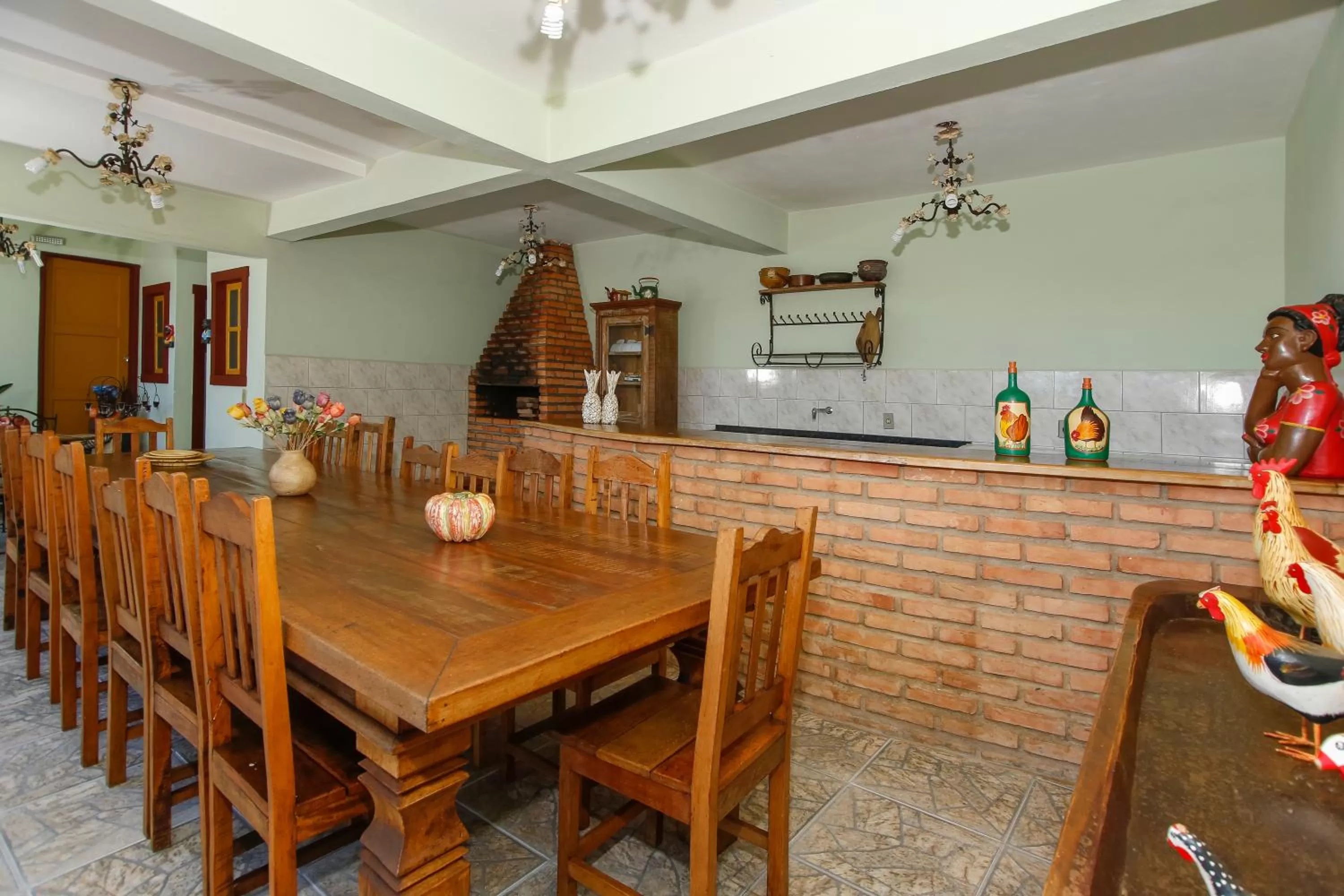 BBQ facilities, Restaurant/Places to Eat in Pousada Neuza Barbosa