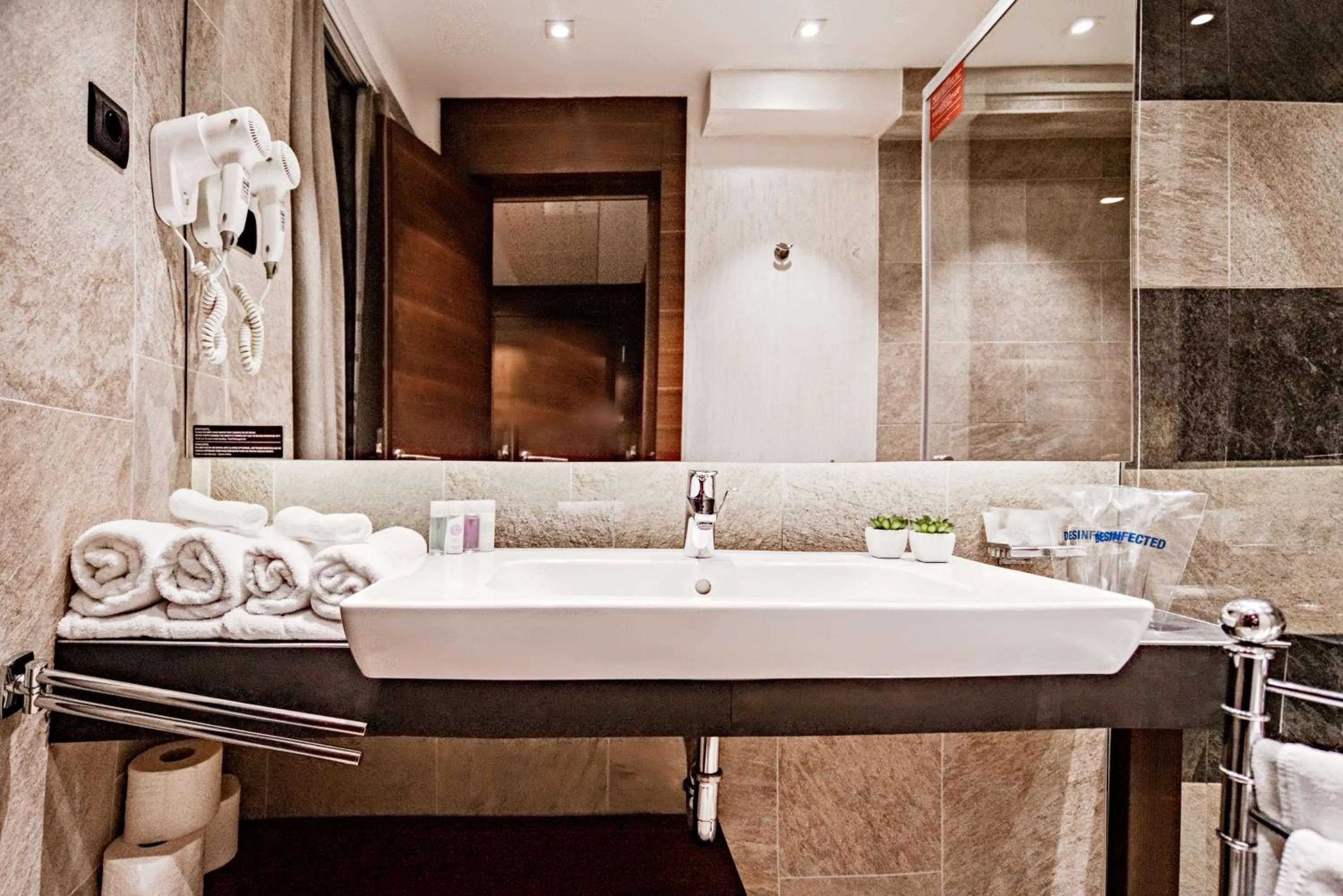 Bathroom in Hotel President Sarajevo